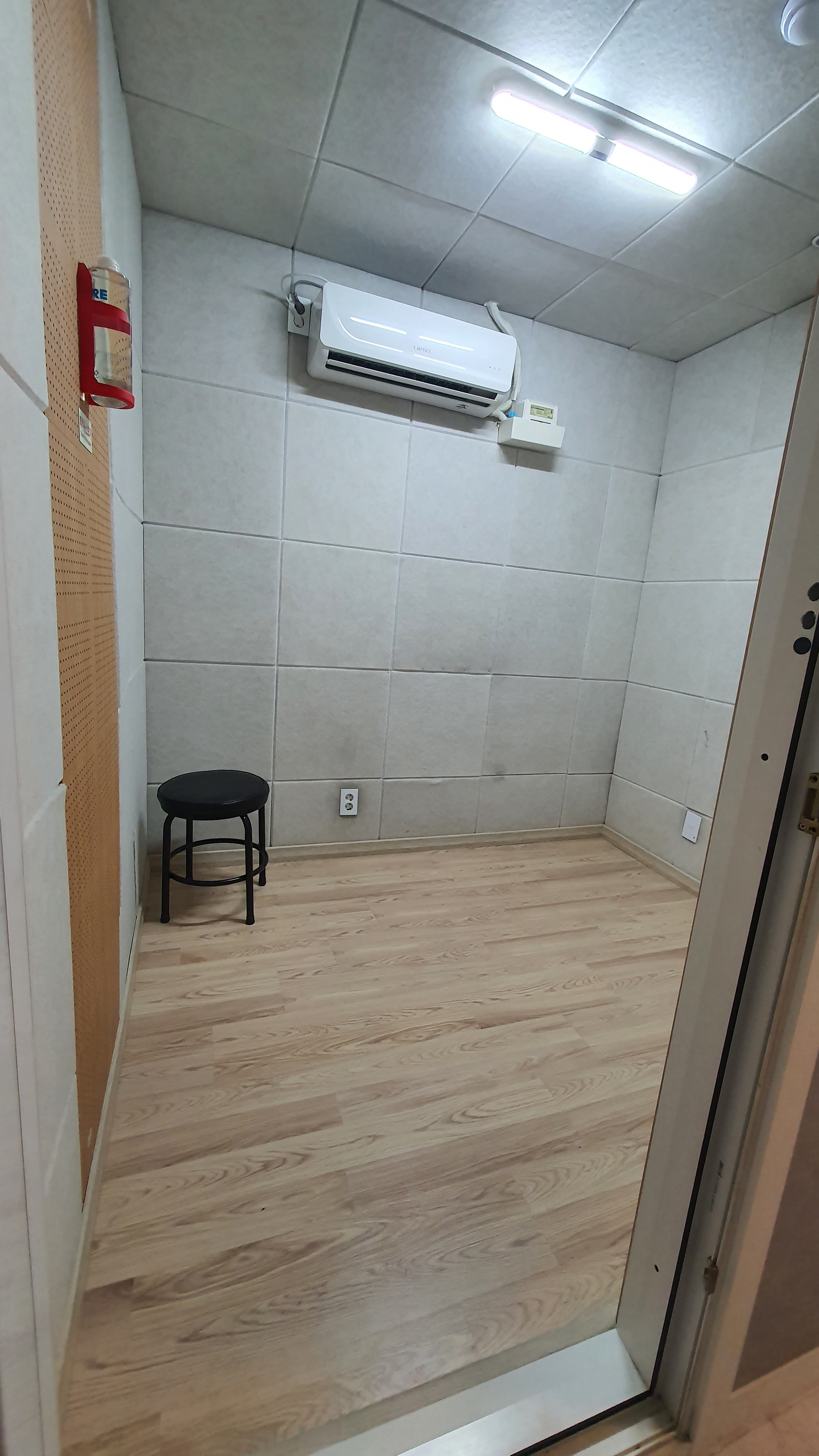 4번째 스튜디오 사진