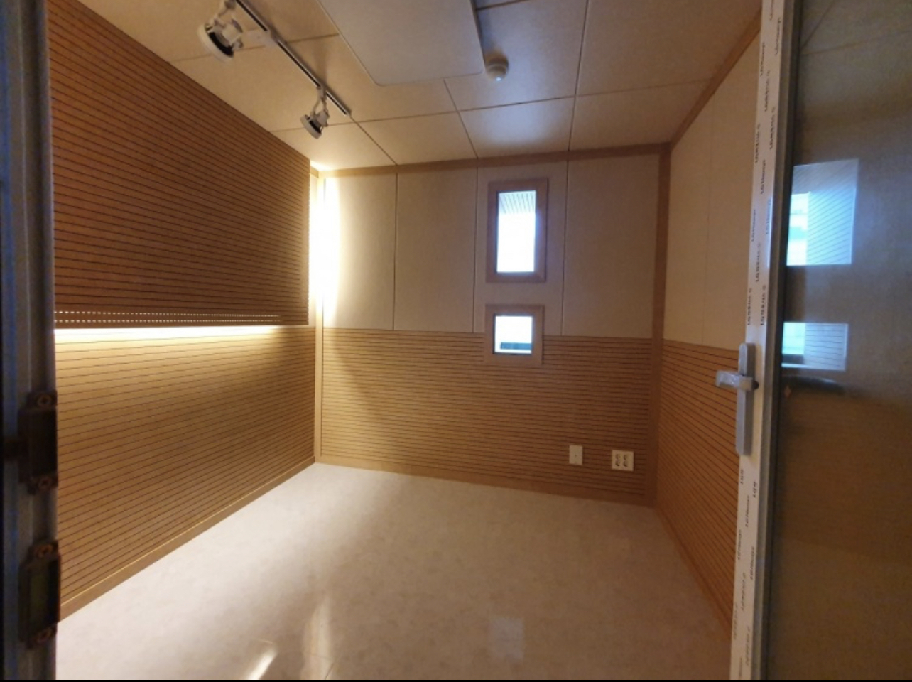 4번째 스튜디오 사진