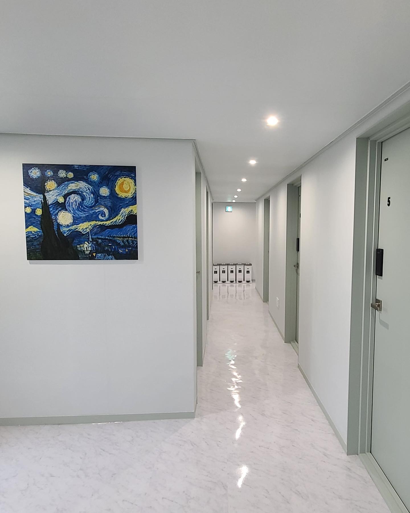 3번째 스튜디오 사진