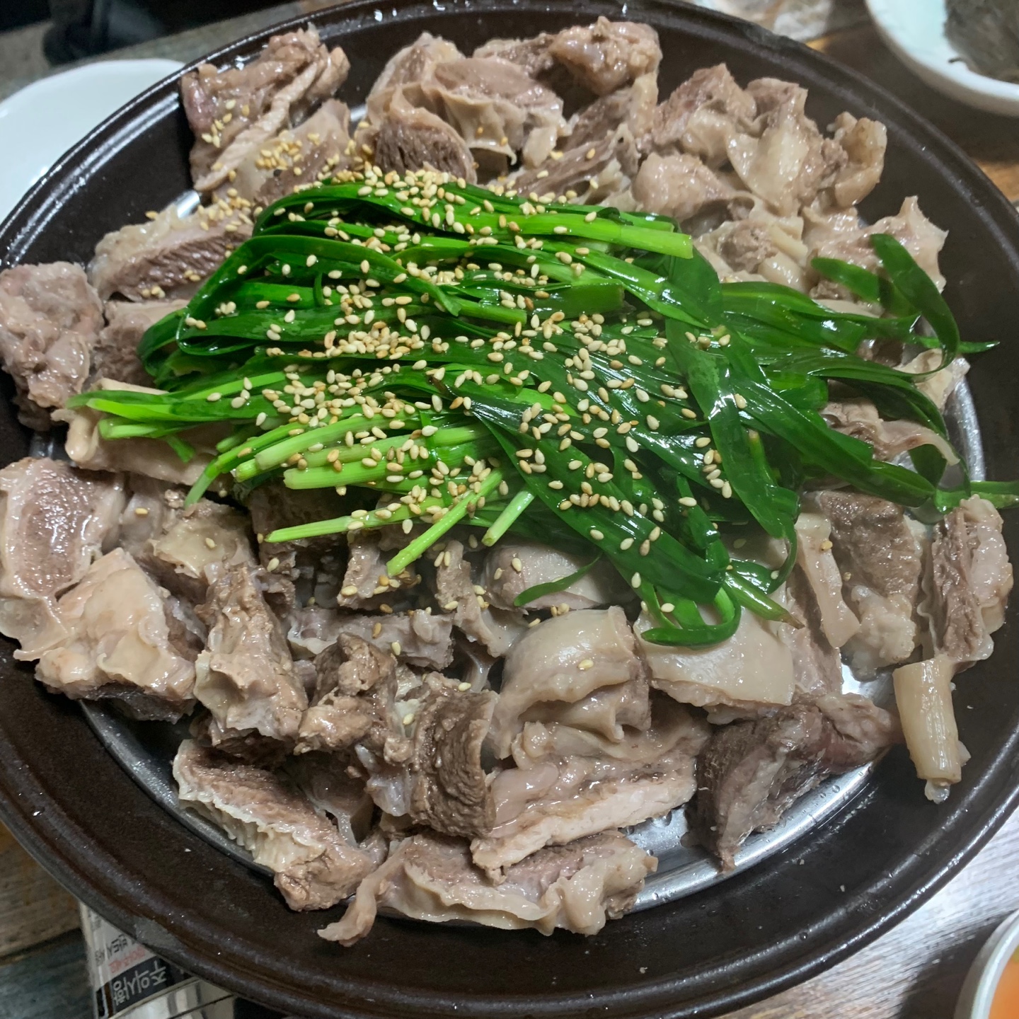 이층집 간받이수육 본점
