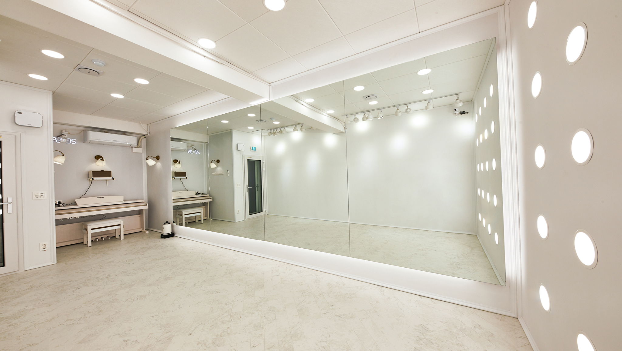 1번째 스튜디오 사진