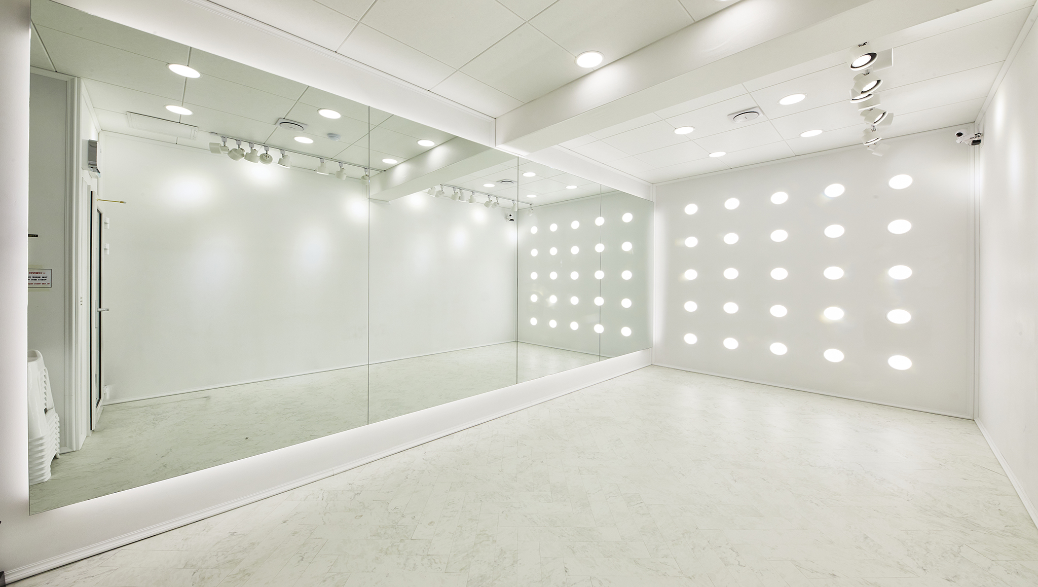 4번째 스튜디오 사진