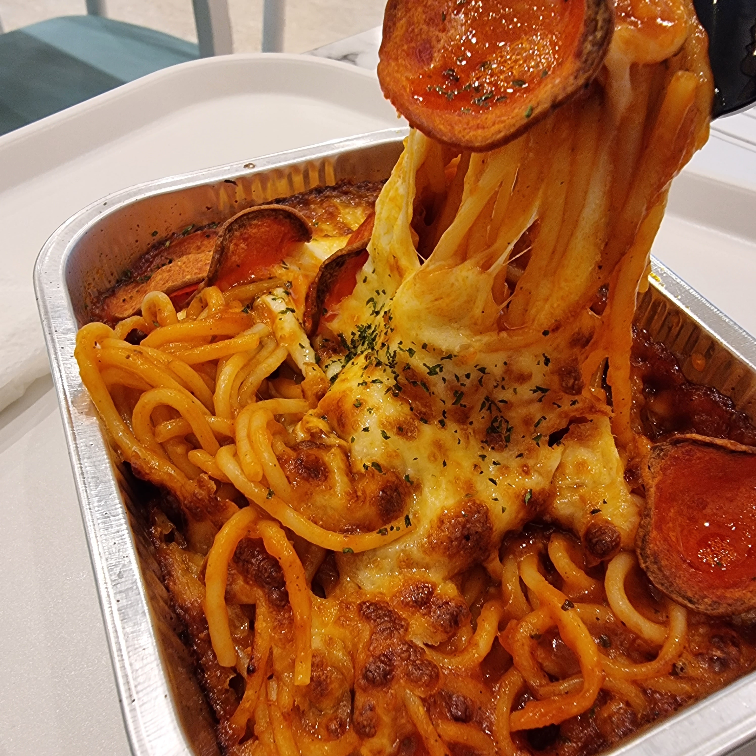 고래한입피자 북가좌점&산맥로스터리 카페