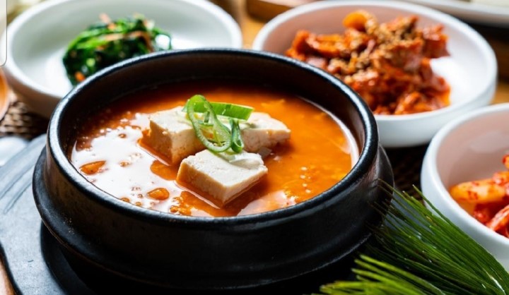 마곡사미식정두부전골한상차림
