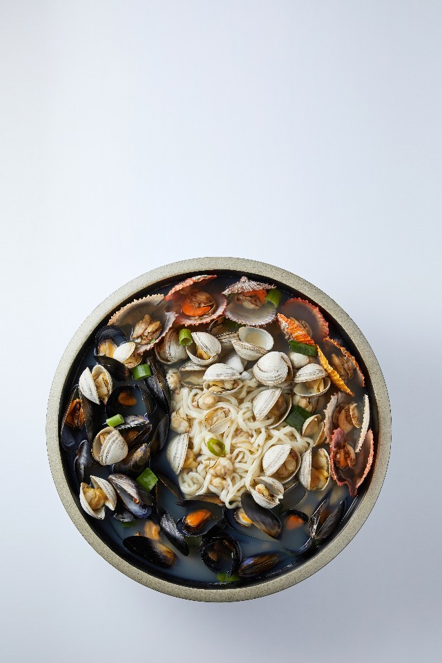 탑해물칼국수