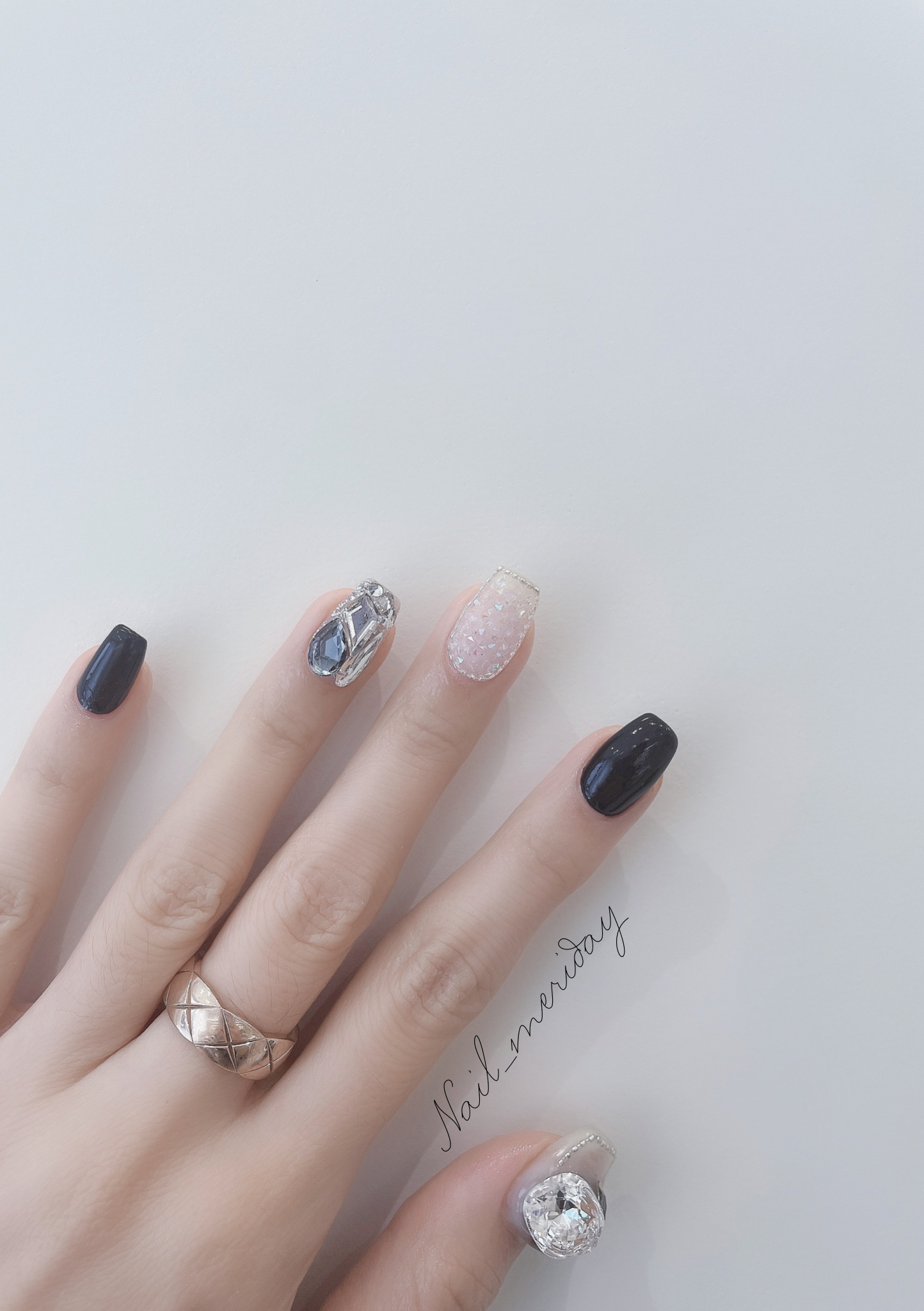 메리데이 네일&속눈썹 대표 이미지