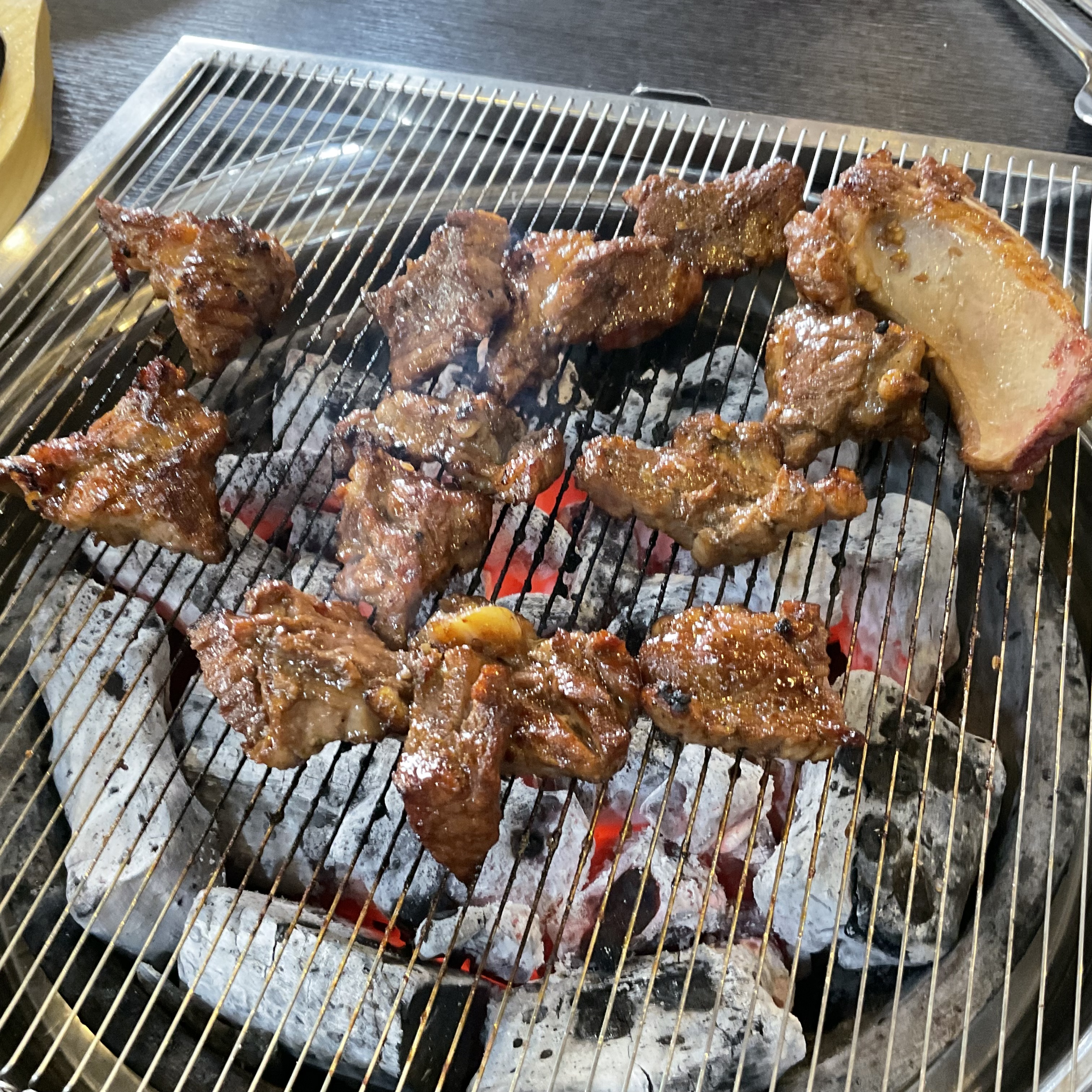 돈참숯갈비