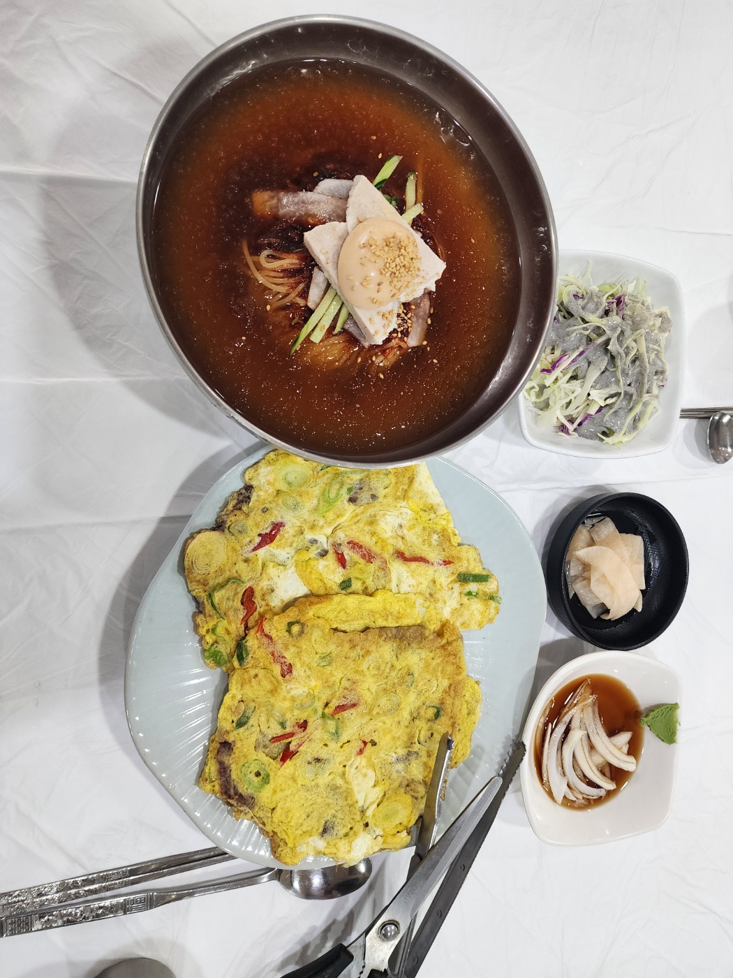 남포육전밀면&굴국밥