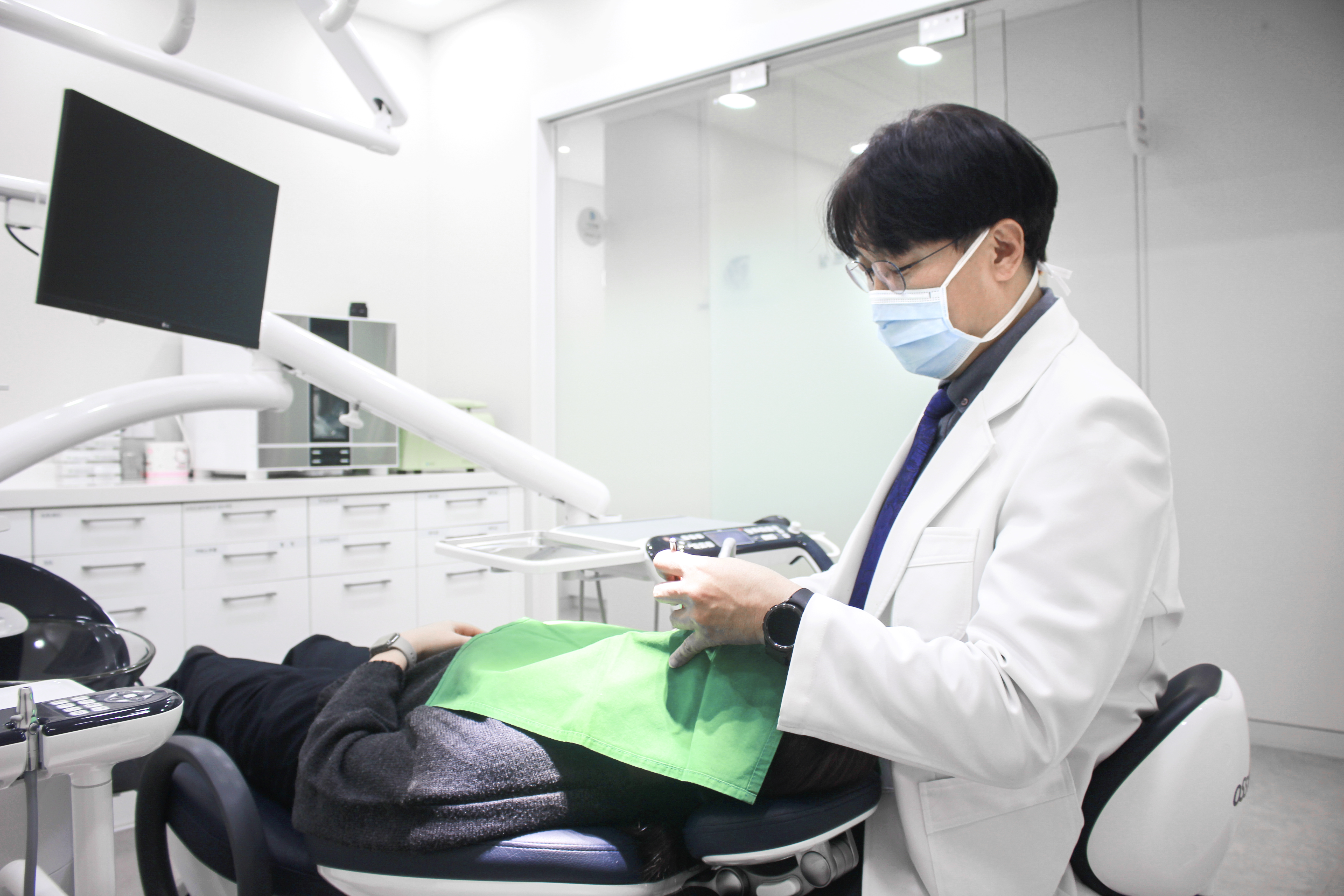 현대치과의원