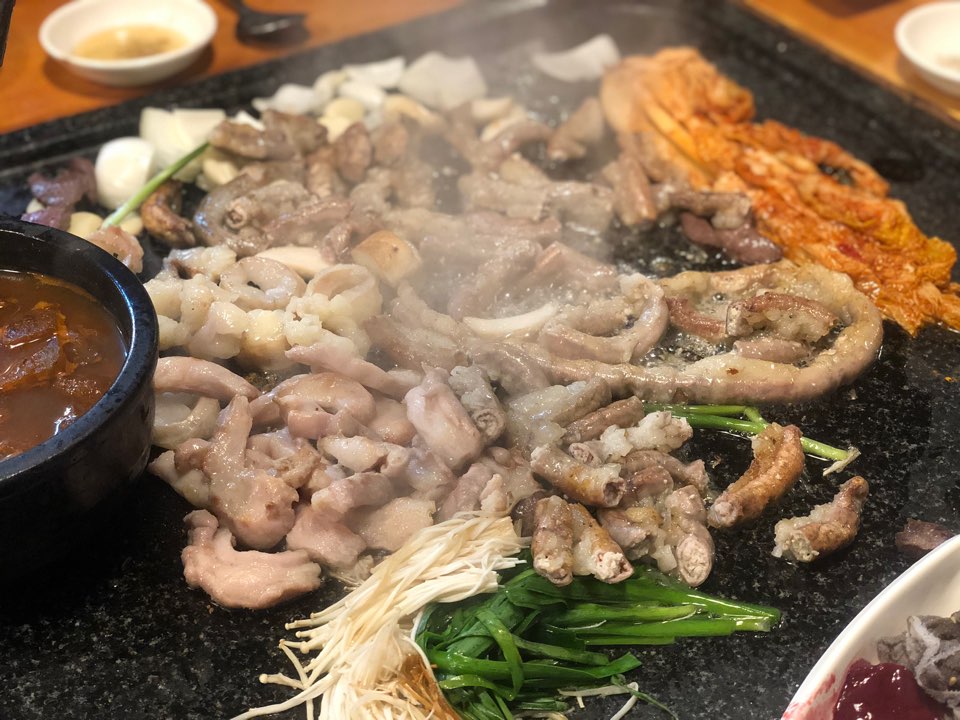 뜨락한우곱창구이