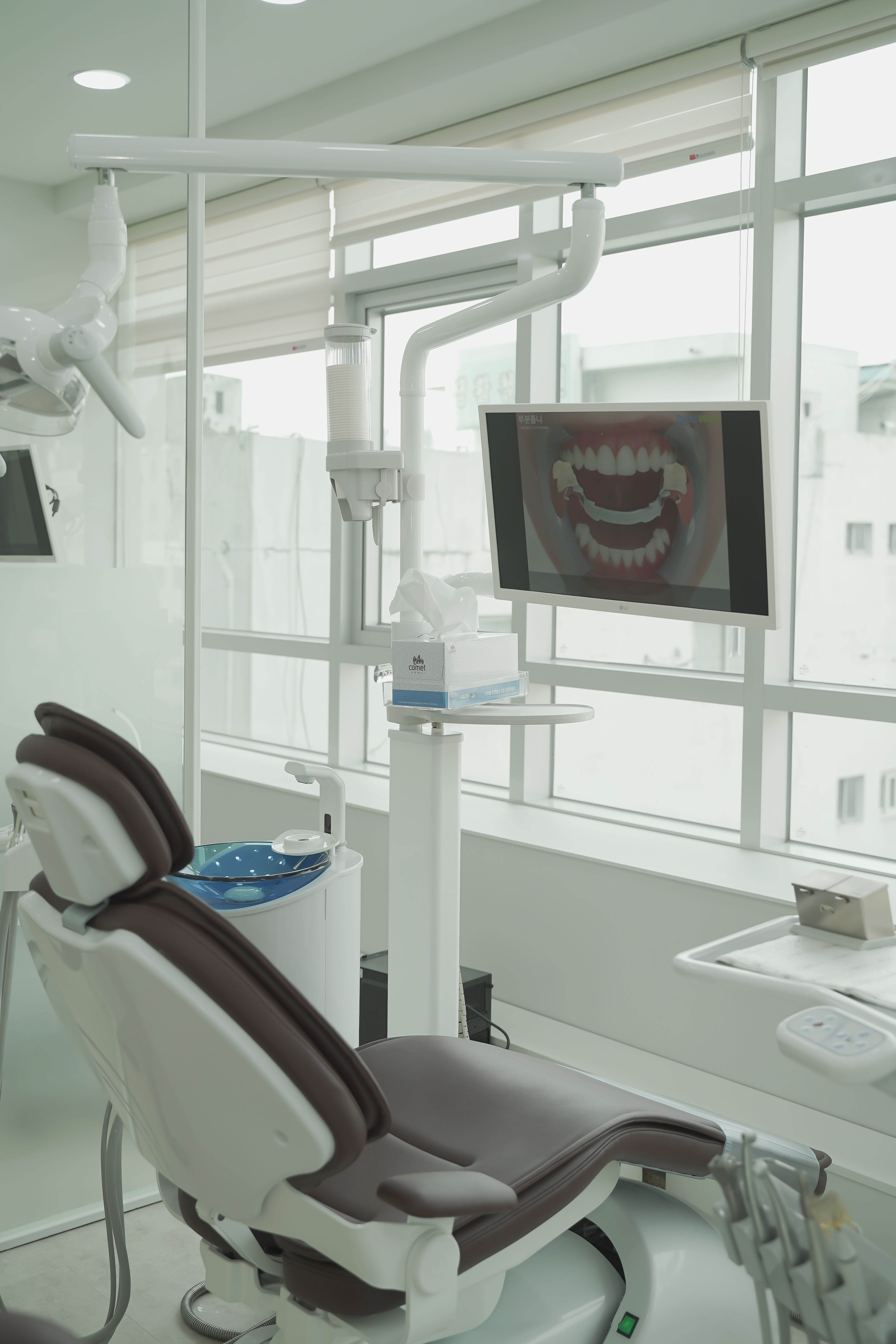 유안치과의원 대표 이미지