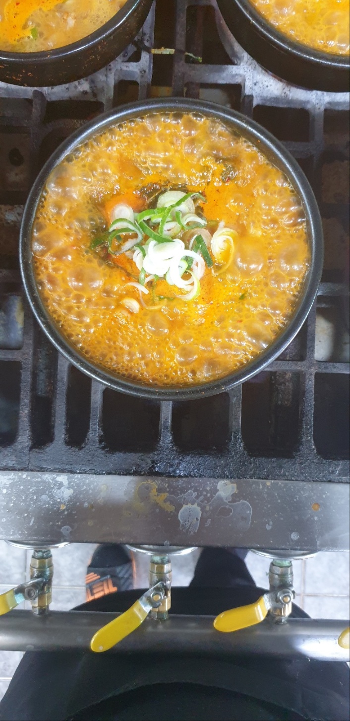 우거지순대국