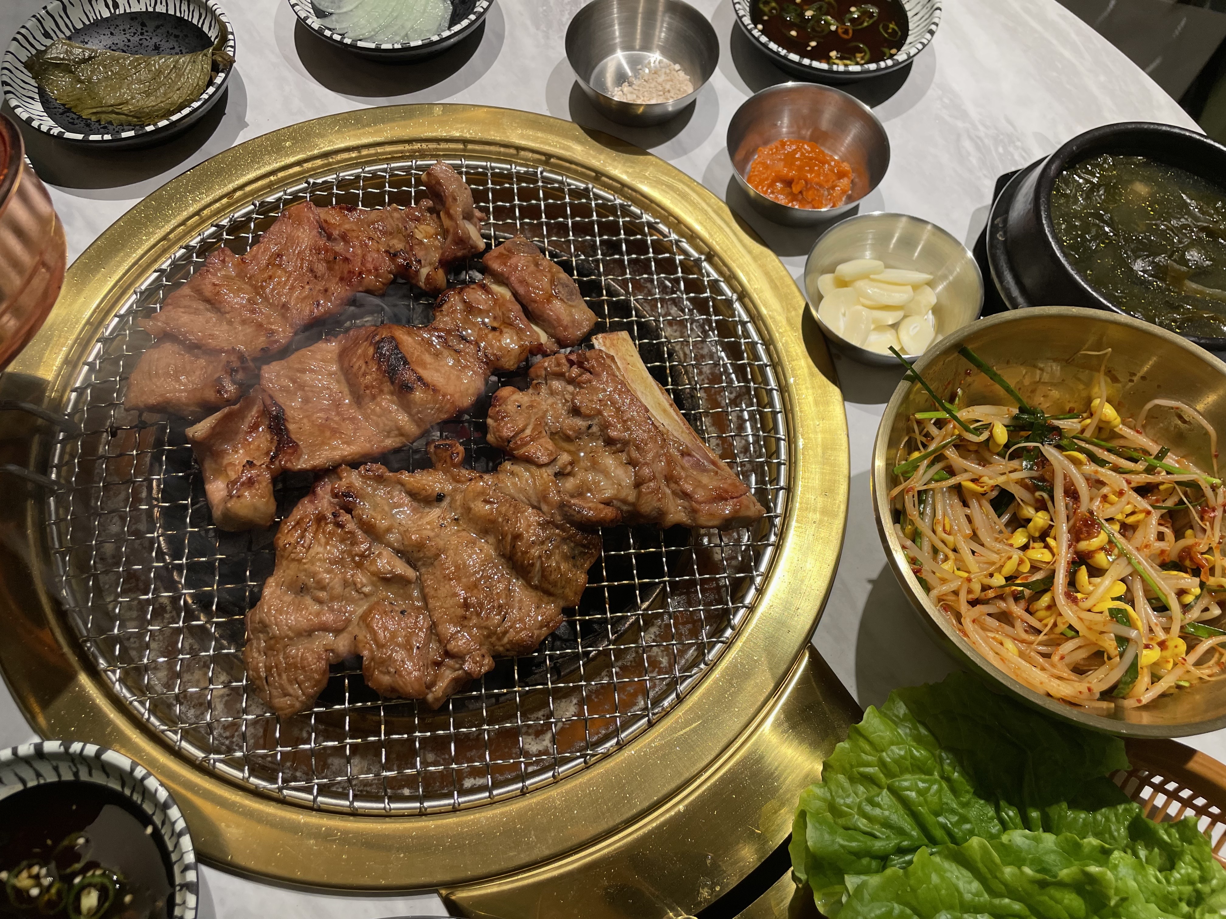돈의맛 상무본점