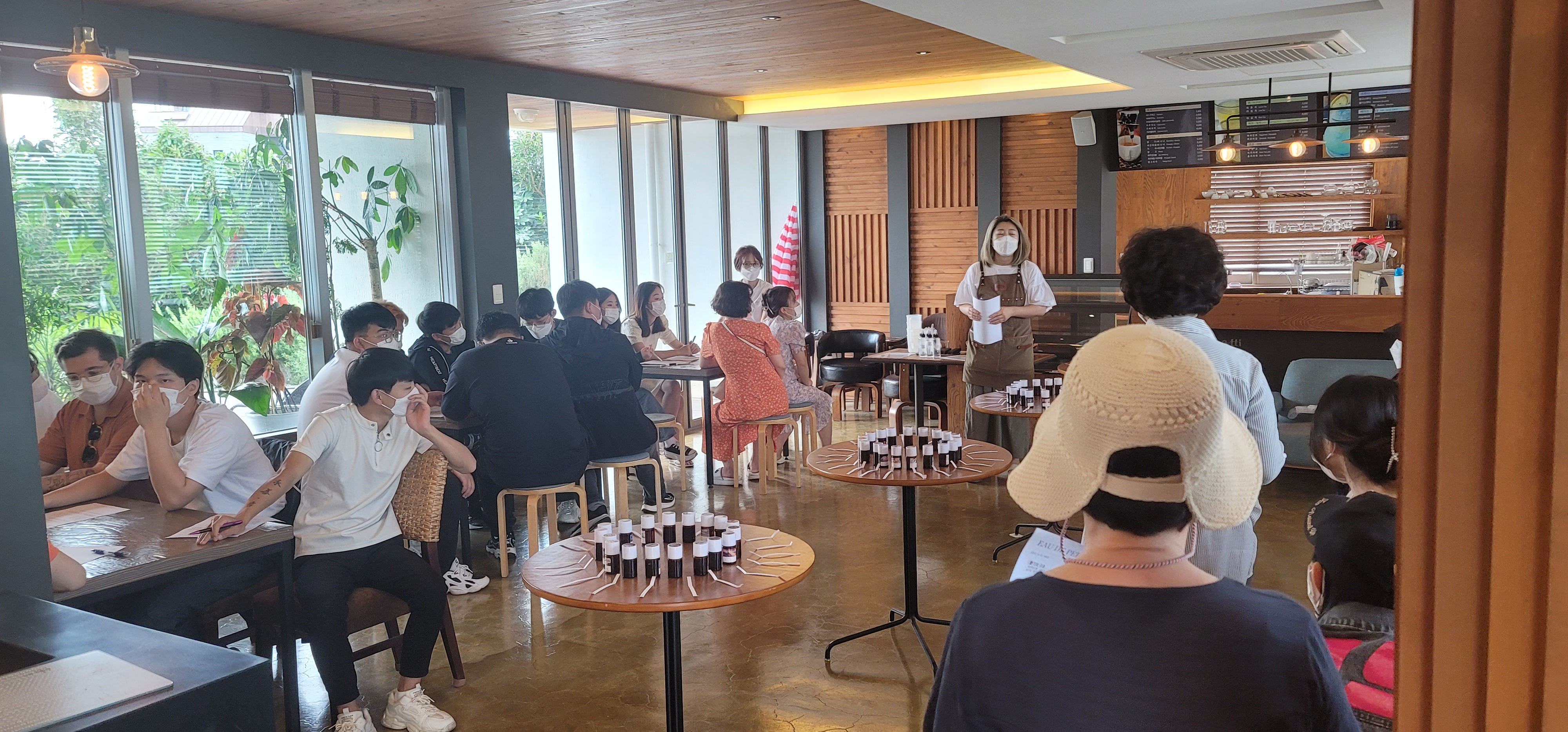 곱뜨락아띠 향수공방