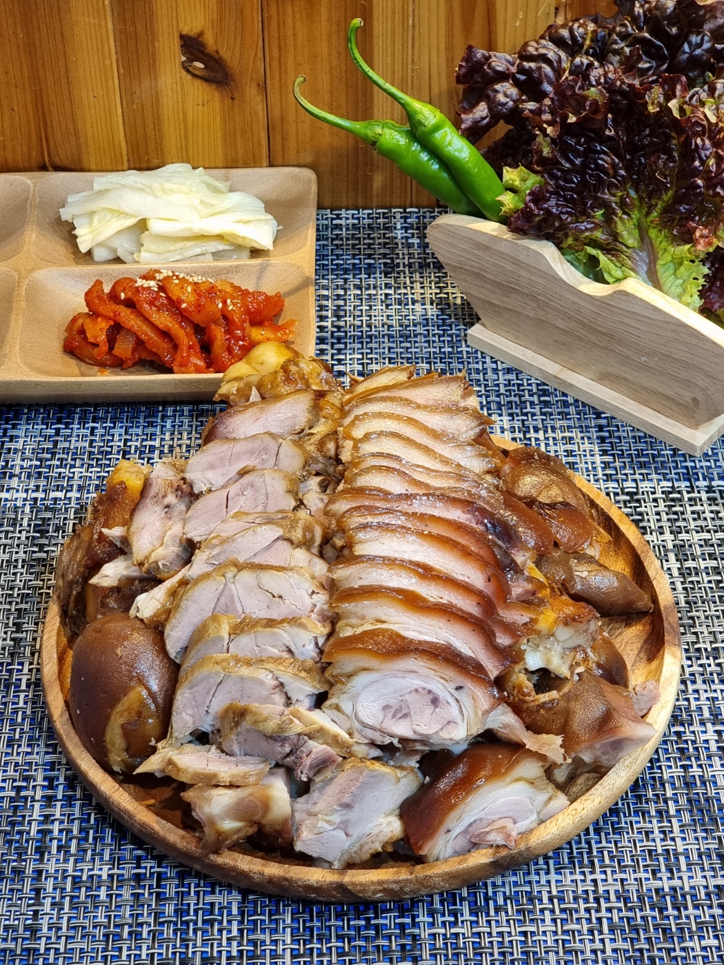 석아저씨족발 개봉역점