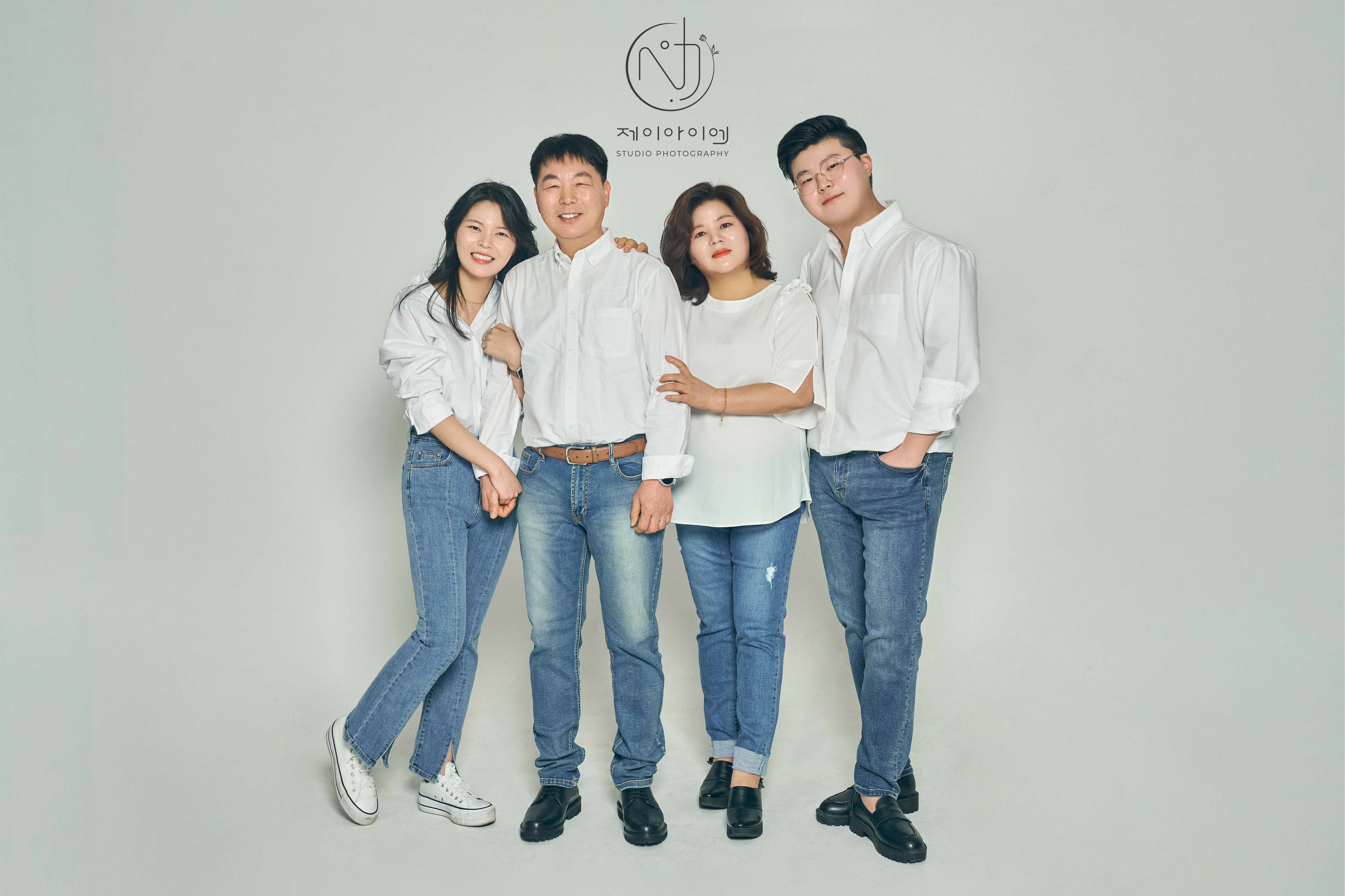 제이아이엔 스튜디오