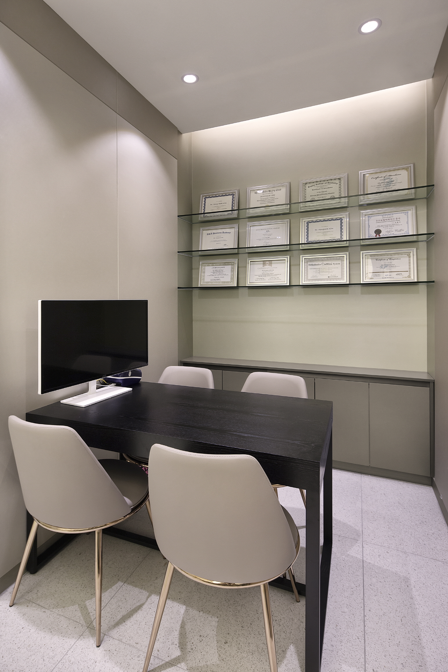 오늘하루치과의원 대표 이미지