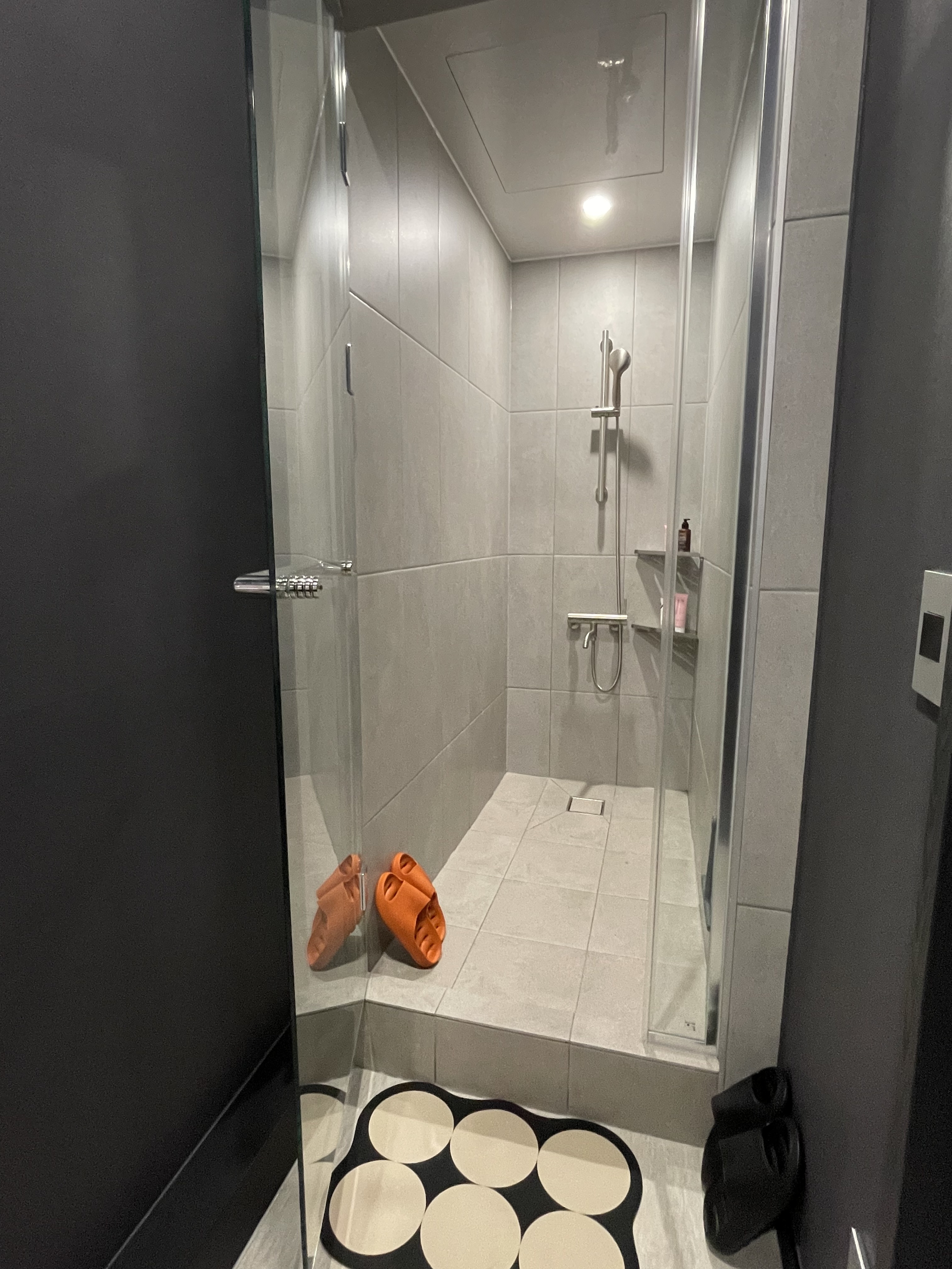 리주비 스킨앤왁싱 대표 이미지