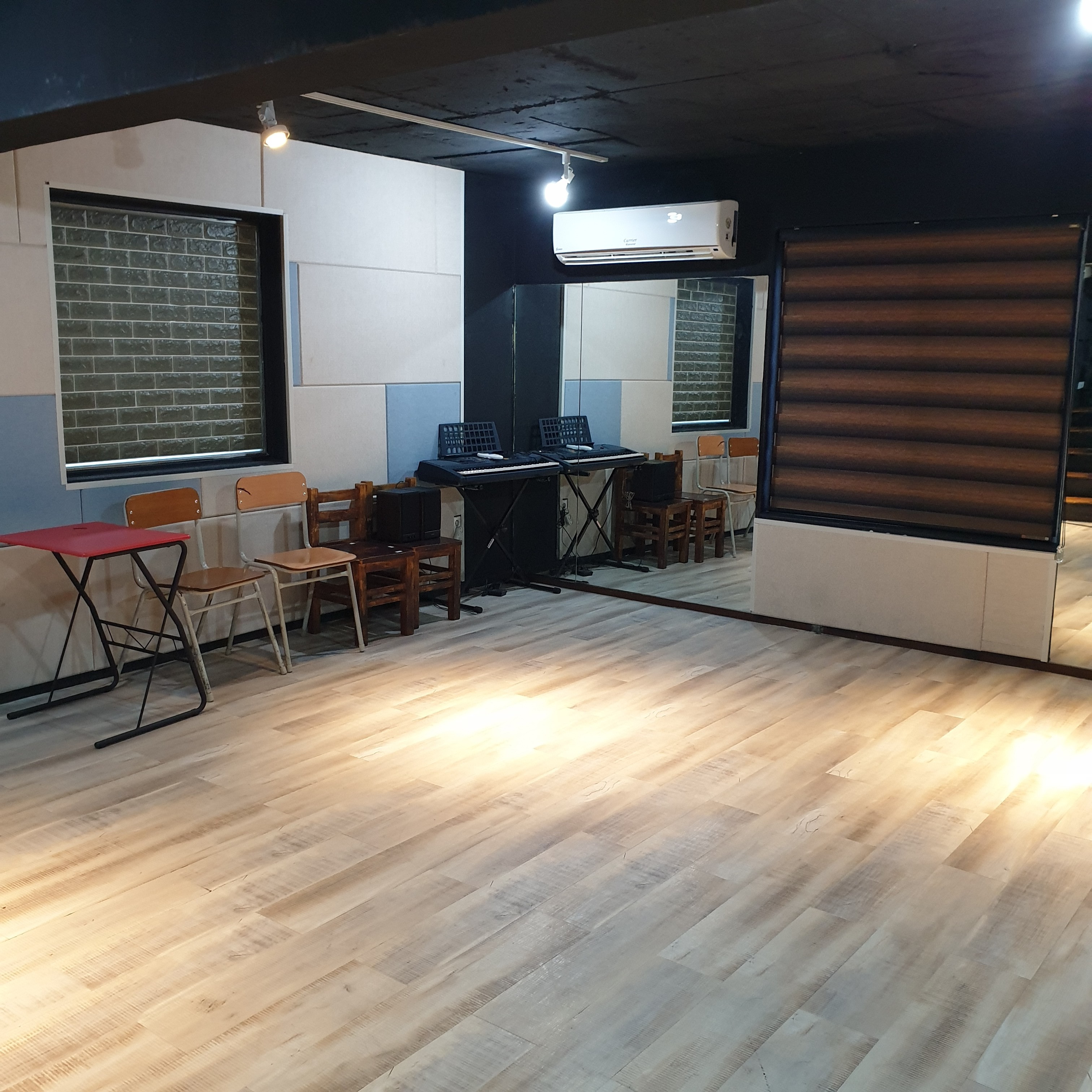 1번째 스튜디오 사진