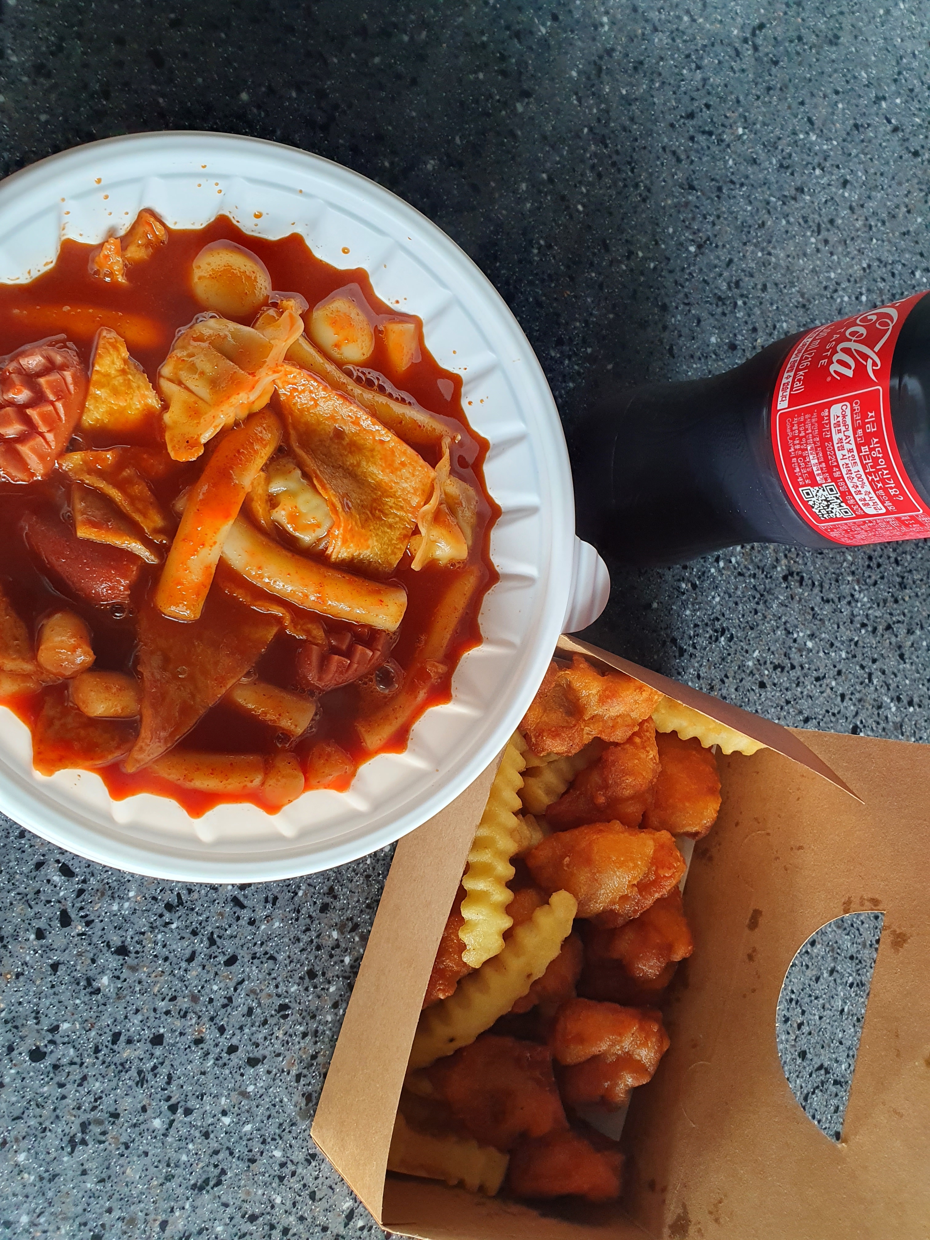 강제로시작한떡볶이 미사점
