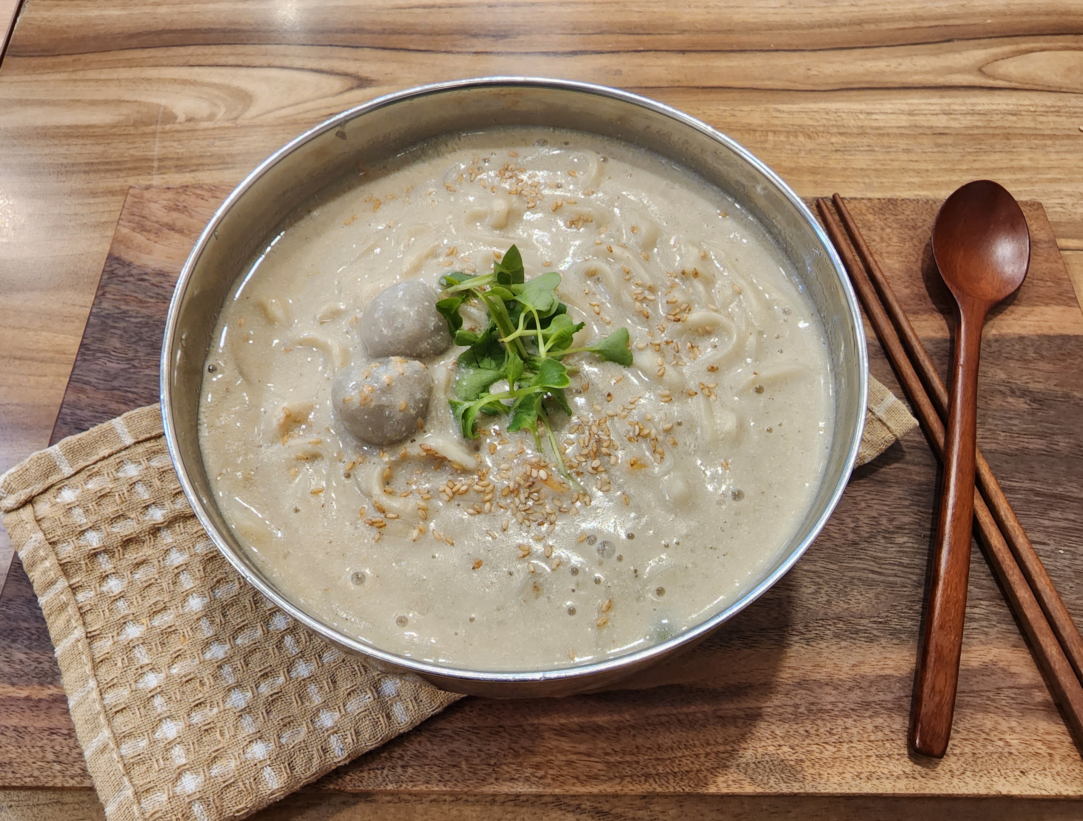 공릉동원조멸치국수 오포양벌점