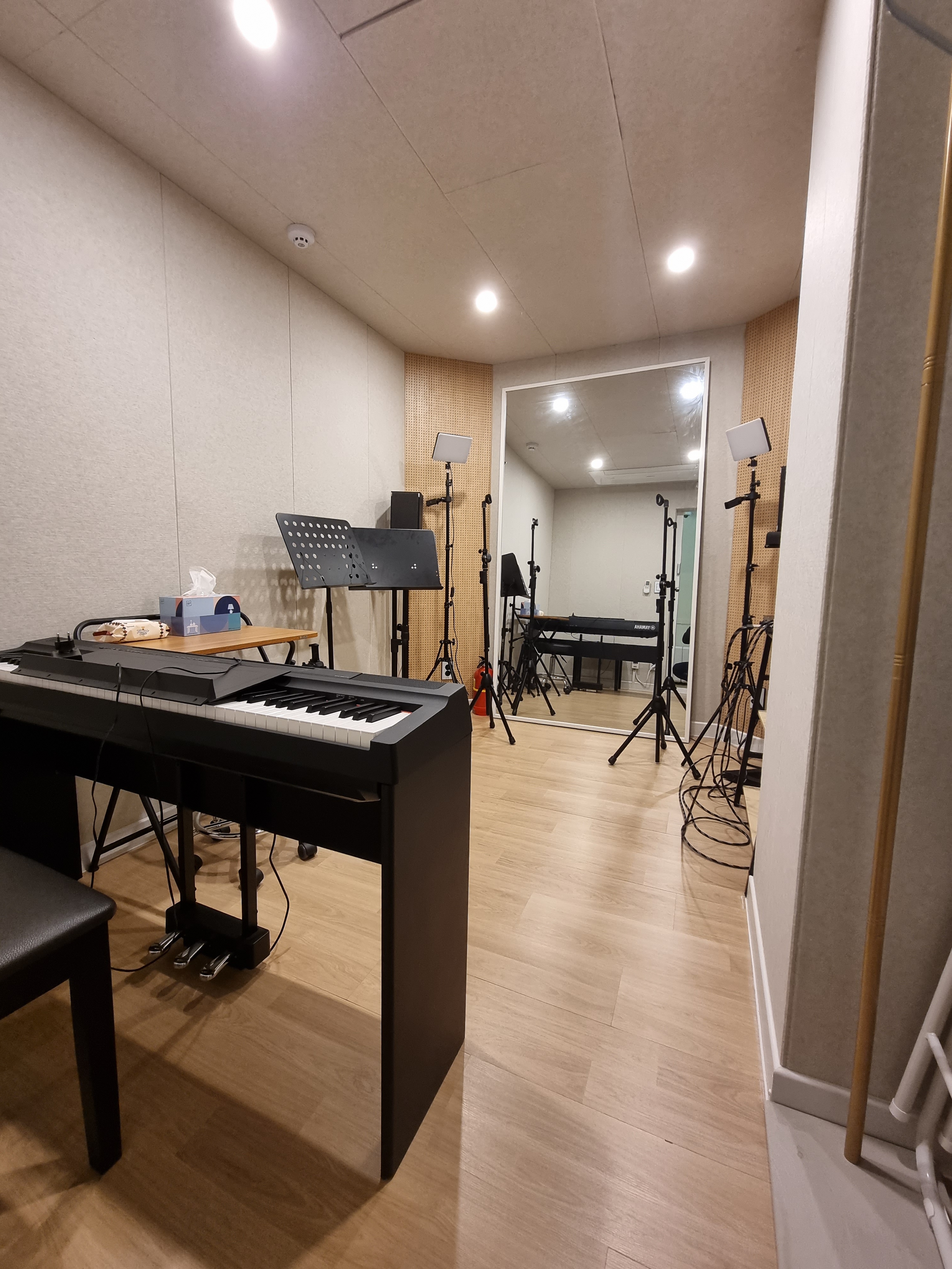 1번째 스튜디오 사진