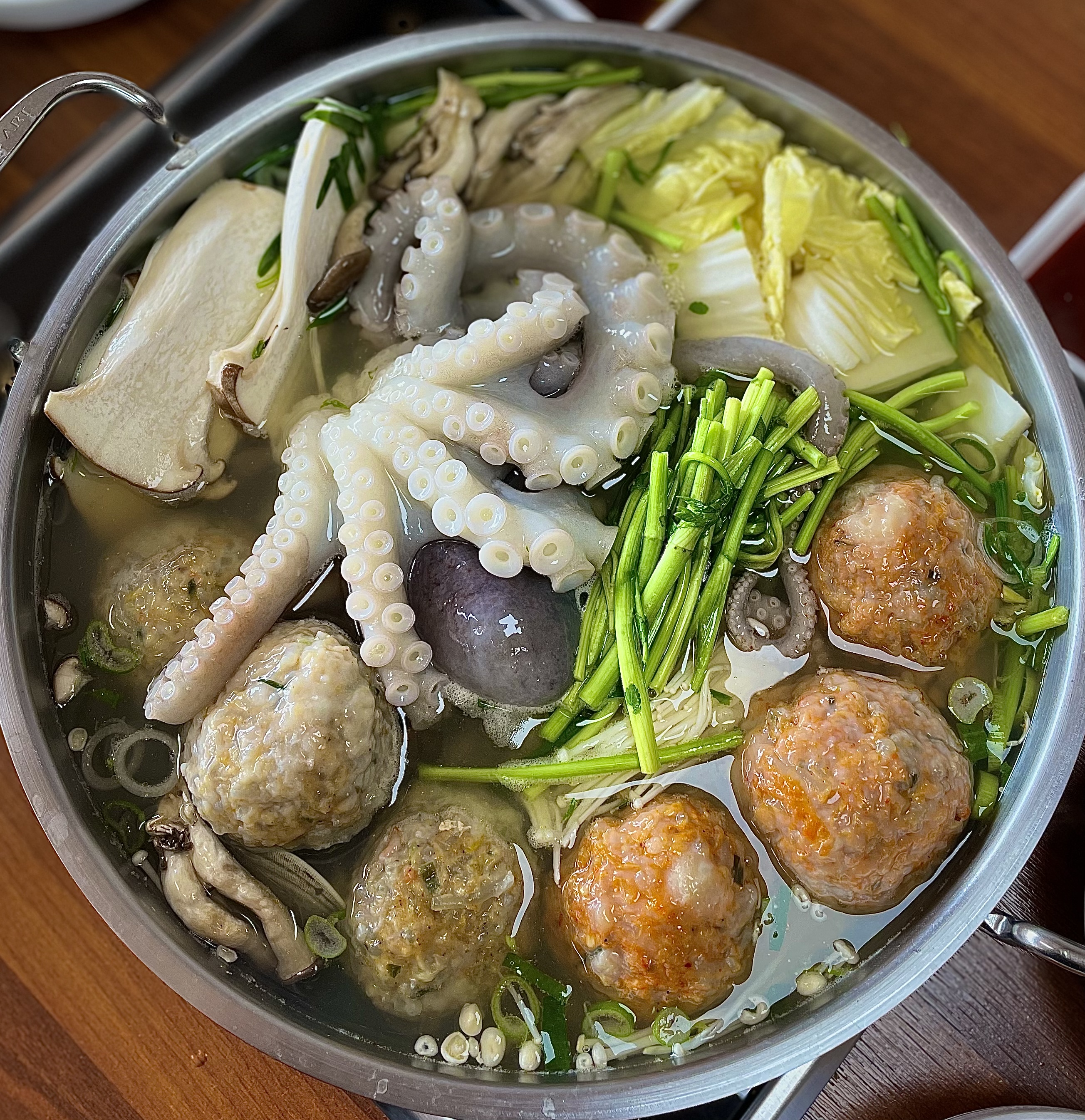 핫본가만두전골 설명사진
