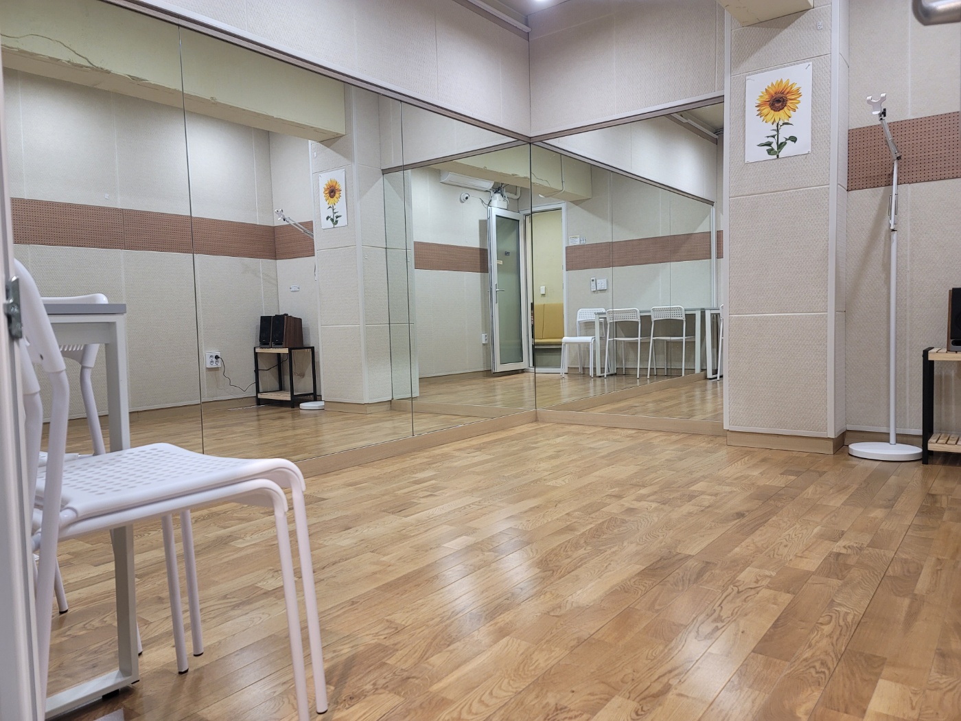 2번째 스튜디오 사진