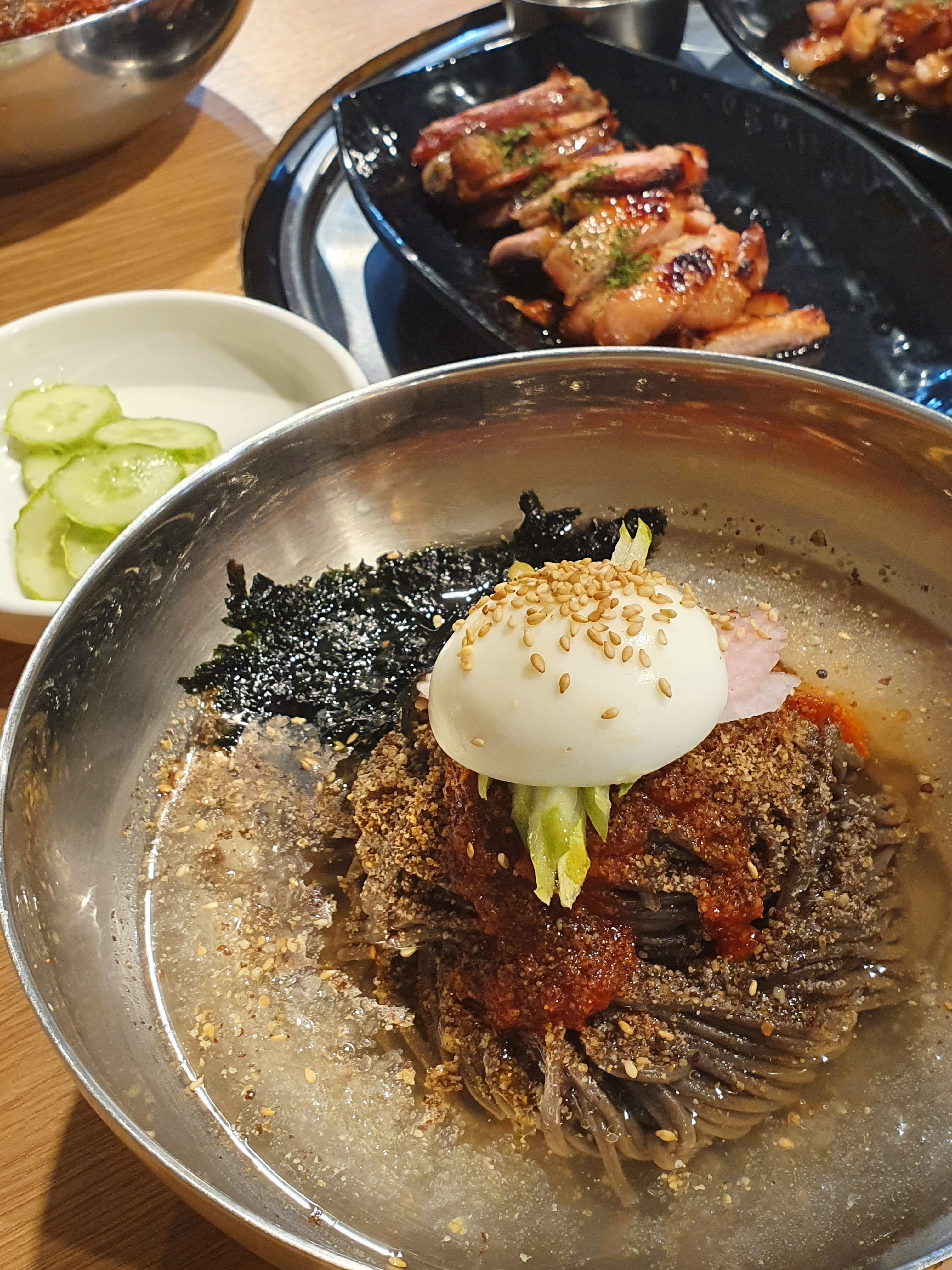 숯칼 숯불닭구이 칼국수