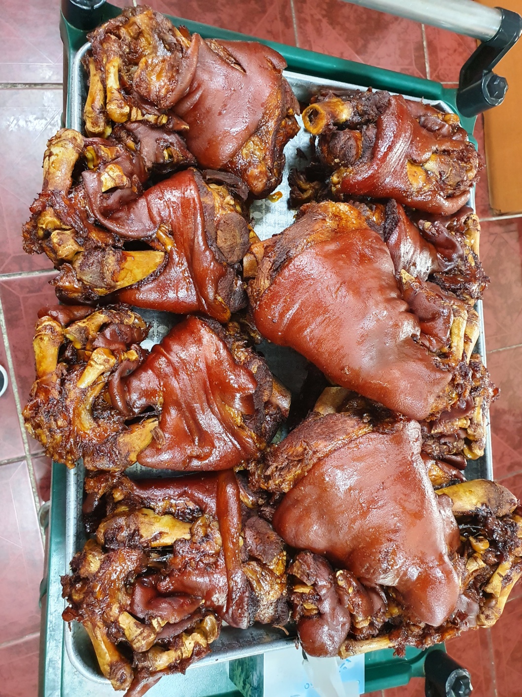 연잎가마솥왕족발