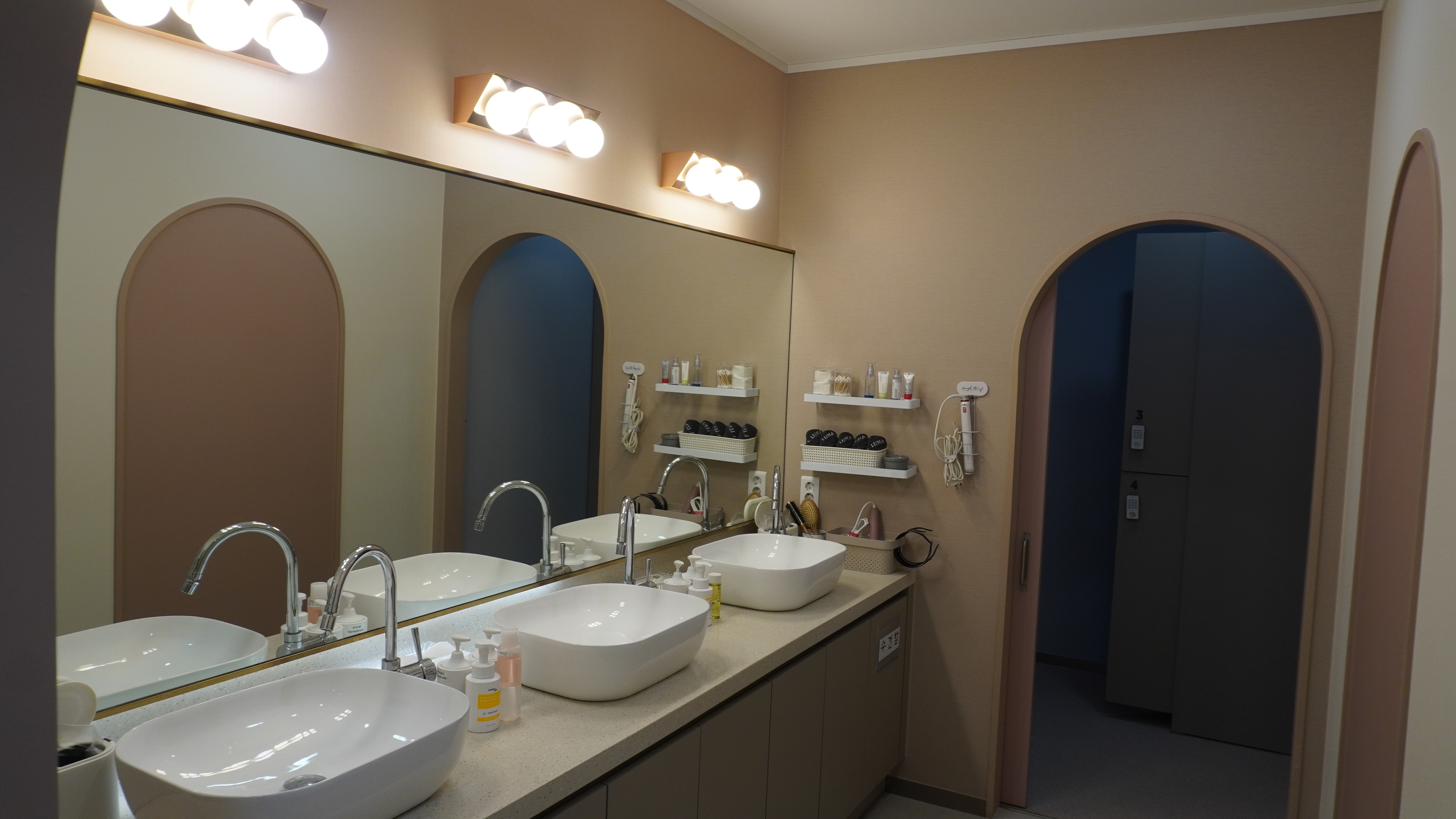 엘루나의원 대표 이미지