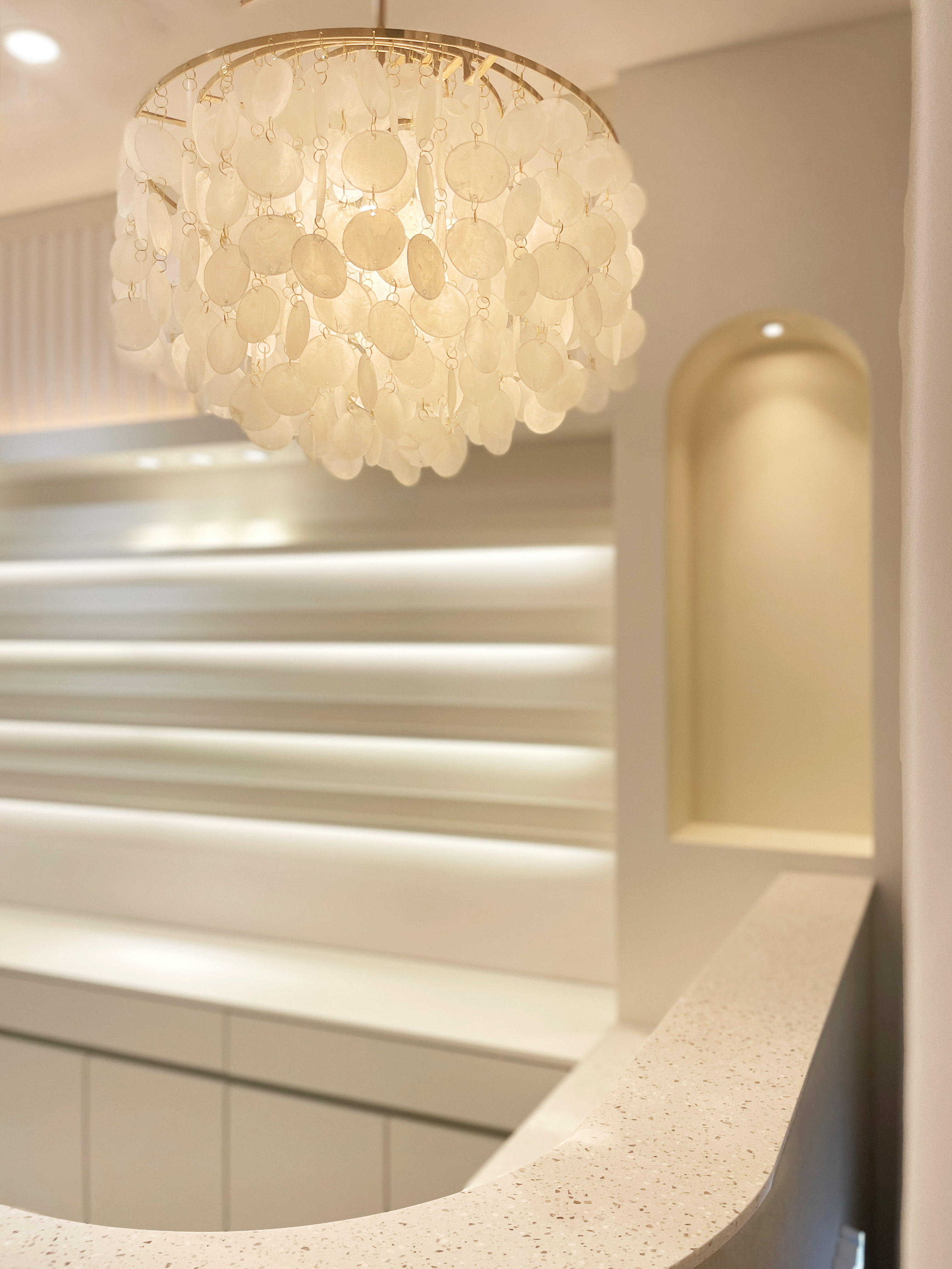 네일, 사월 대표 이미지