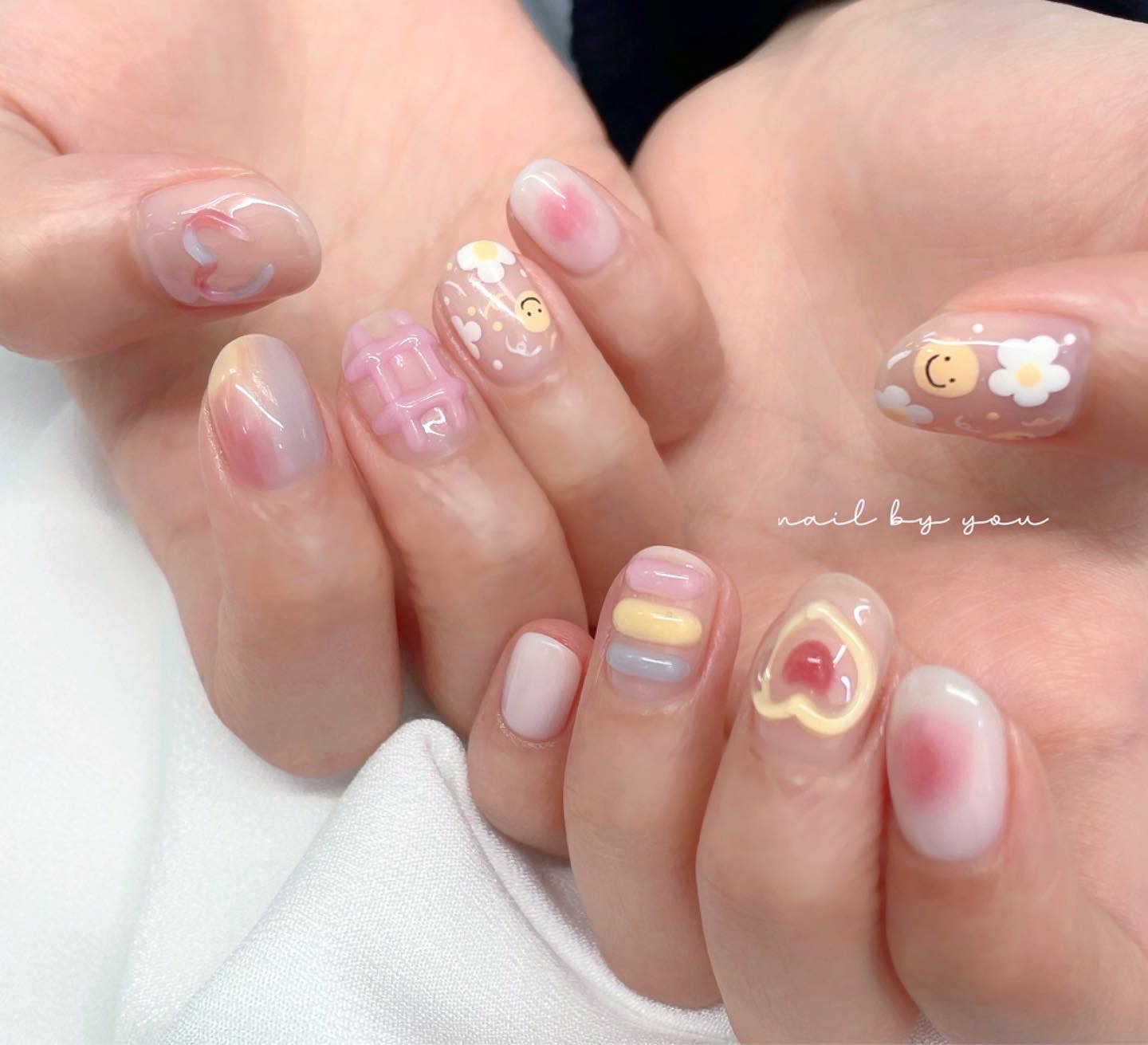 네일바이유