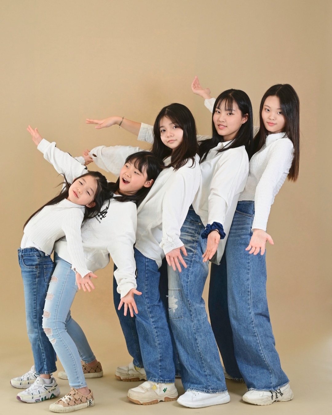 곰슬스튜디오