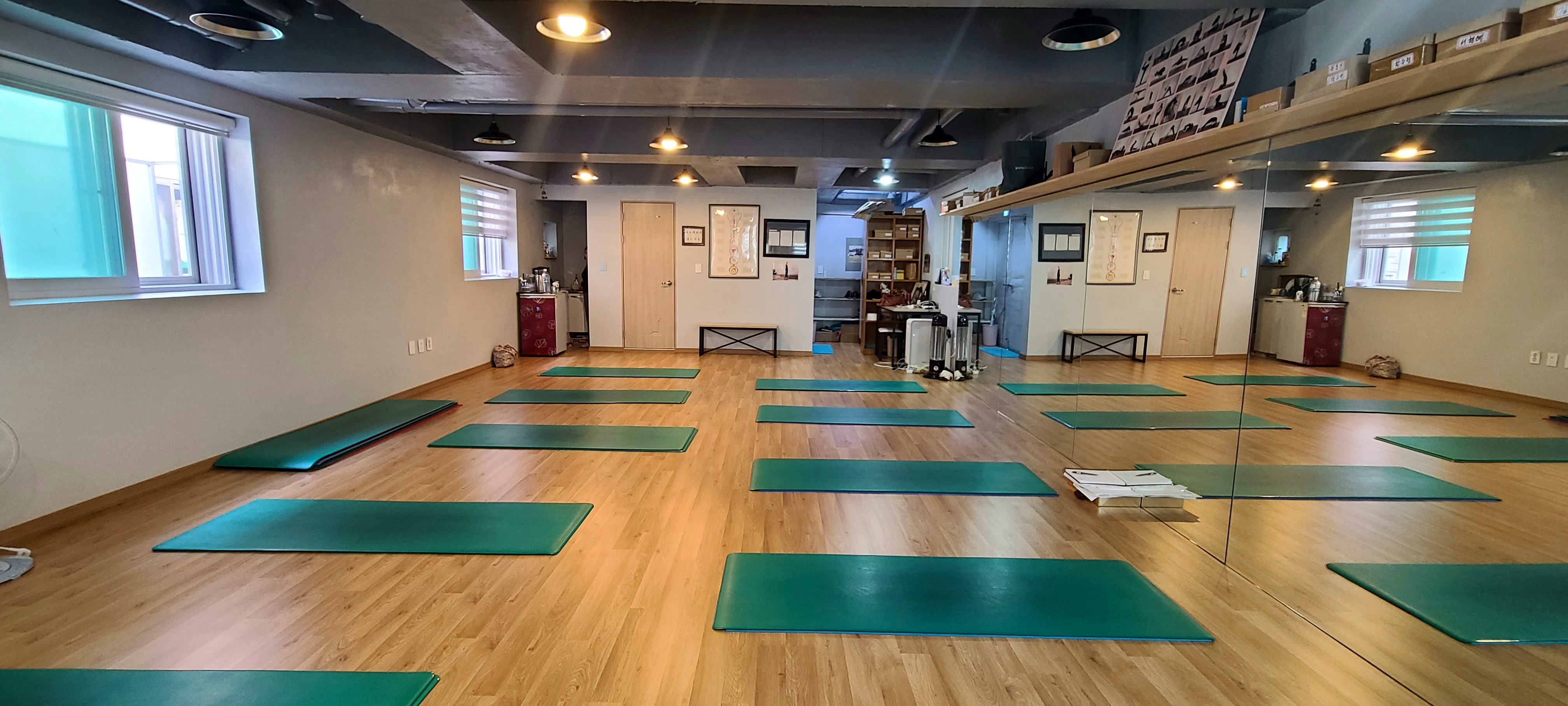 캐티실라 요가센타 대표 이미지