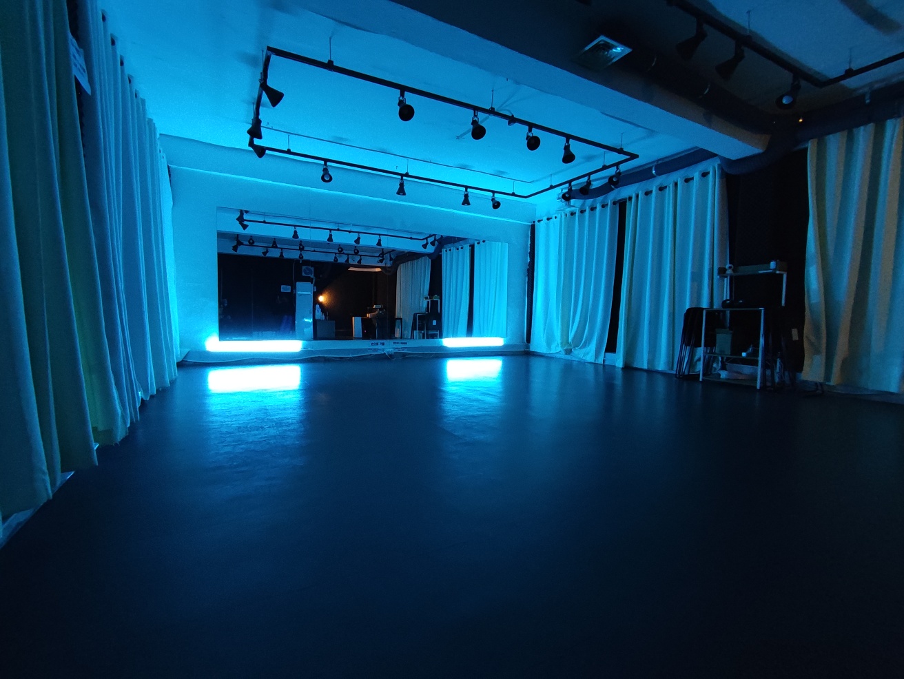 2번째 스튜디오 사진