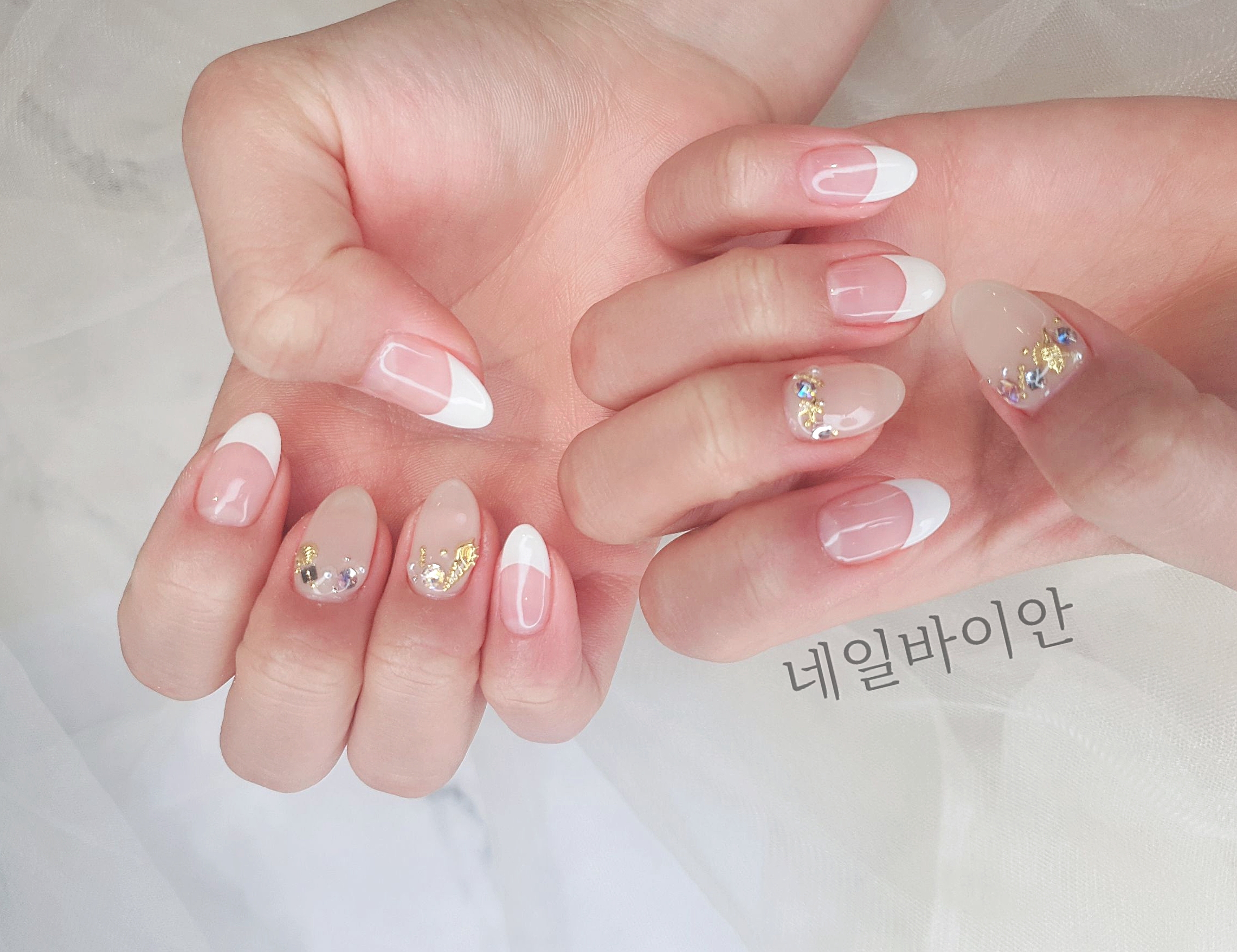 네일바이안