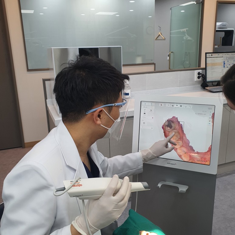 스마트치과의원 대표 이미지