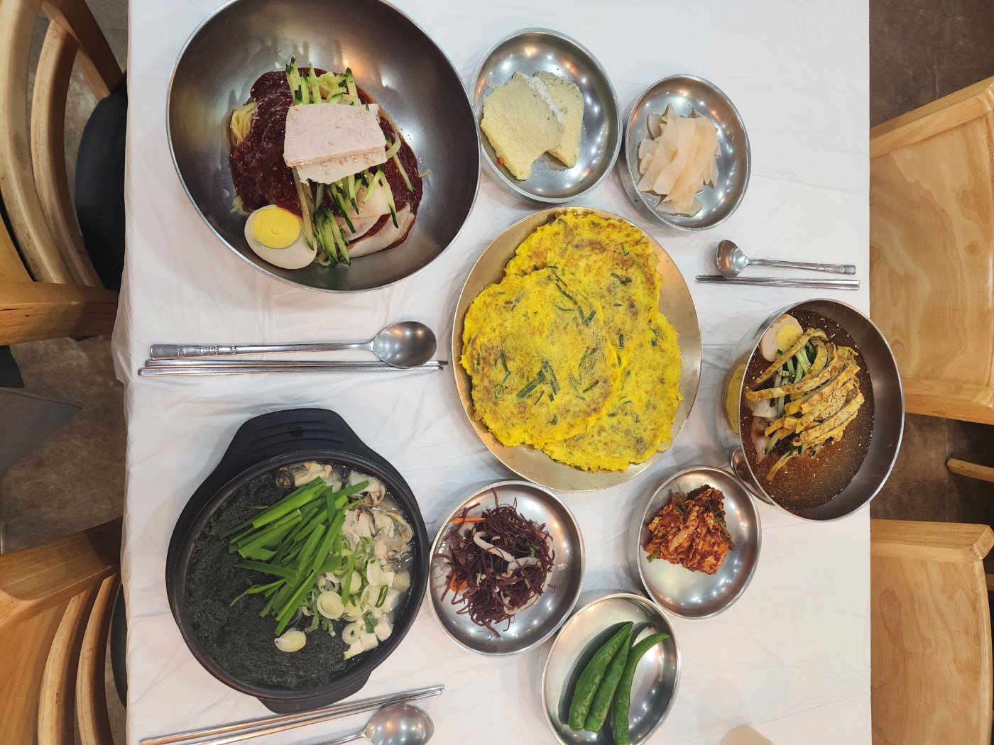 남포육전밀면&통영굴국밥 본점