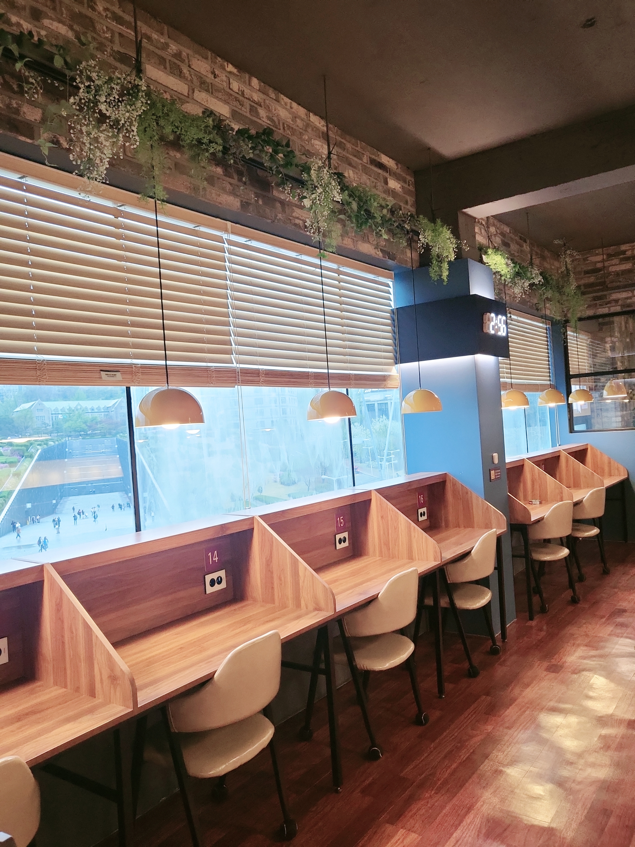 이대앞 스터디카페