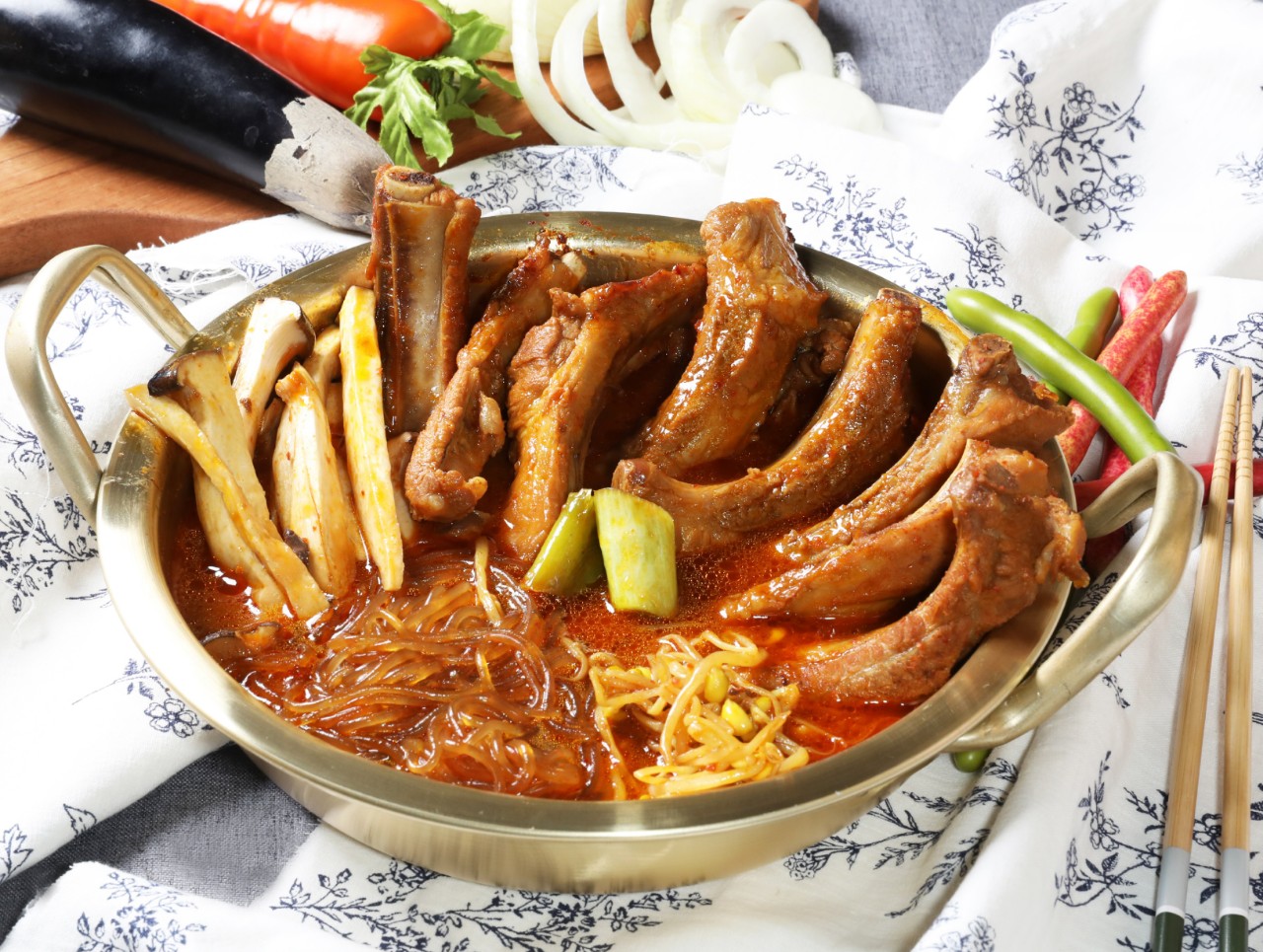 양푼이 매운등갈비찜