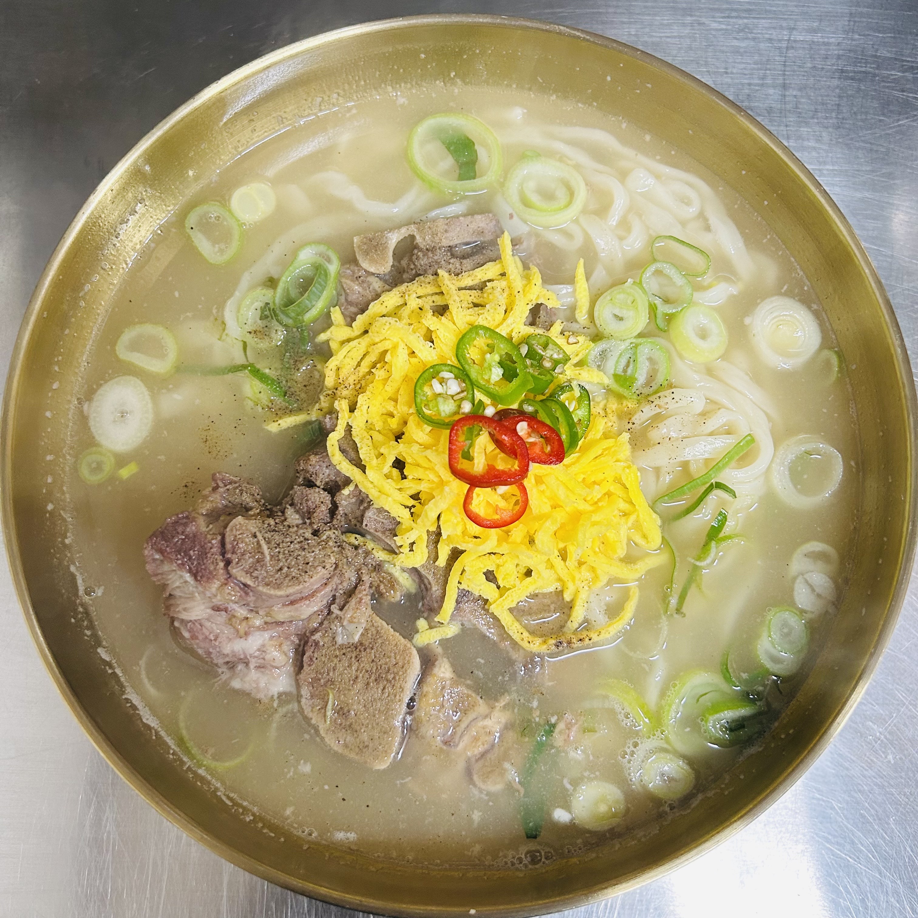 서울뼈칼국수