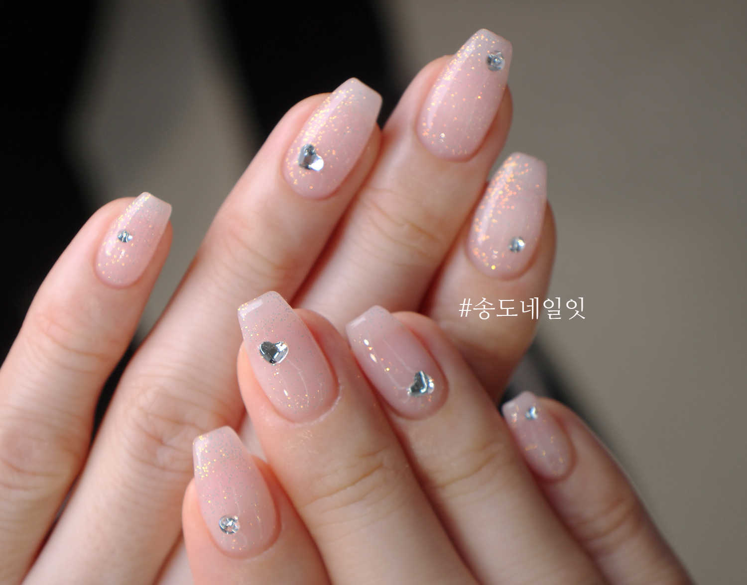 네일잇