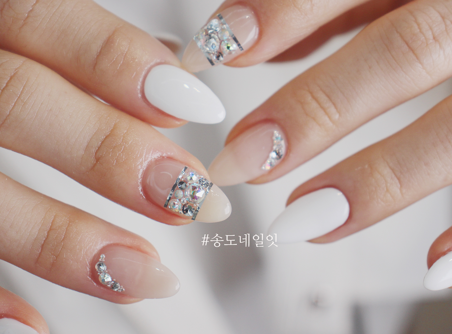 네일잇