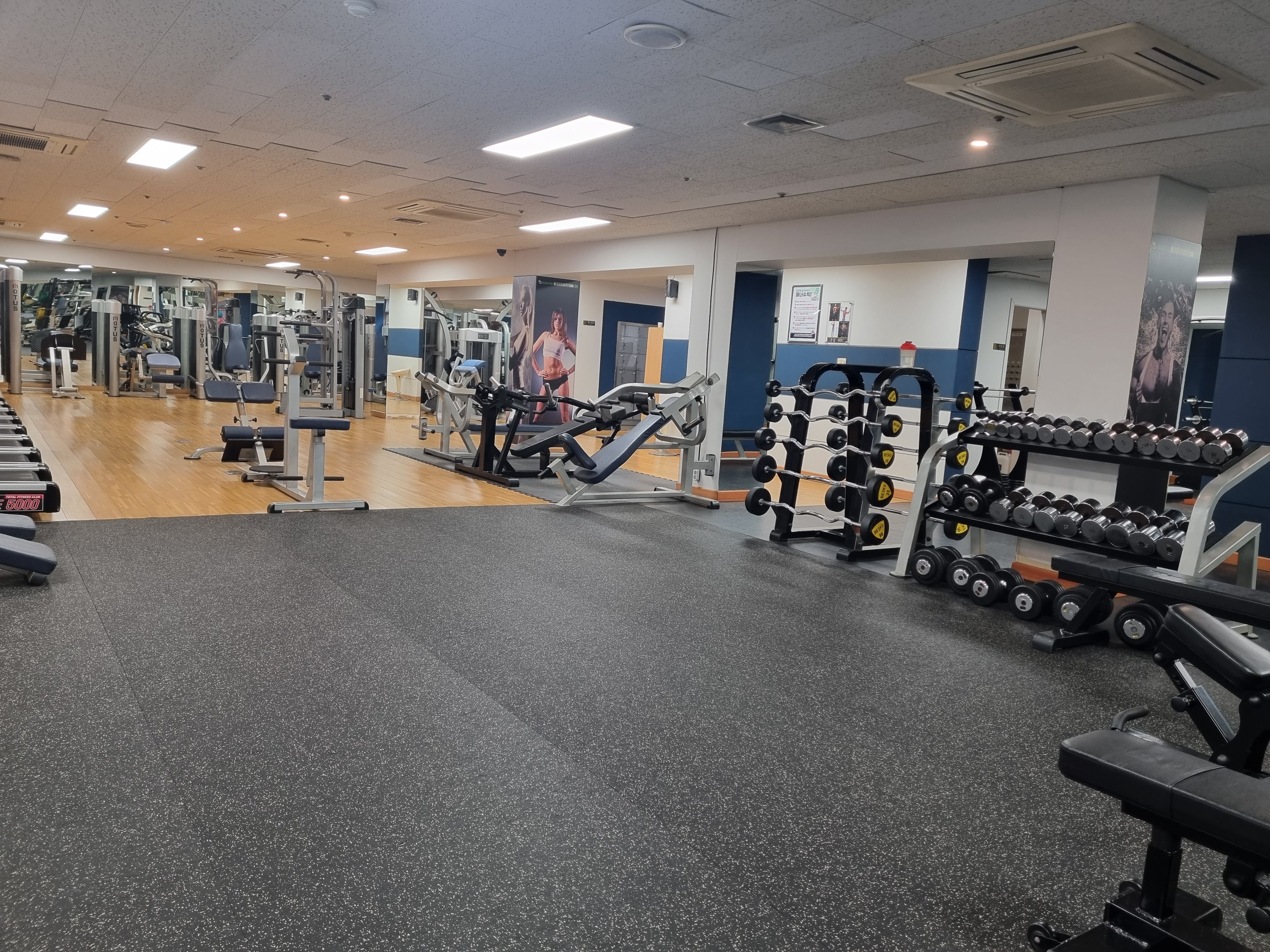 휴먼빌GYM 내부 또는 관련 모습
