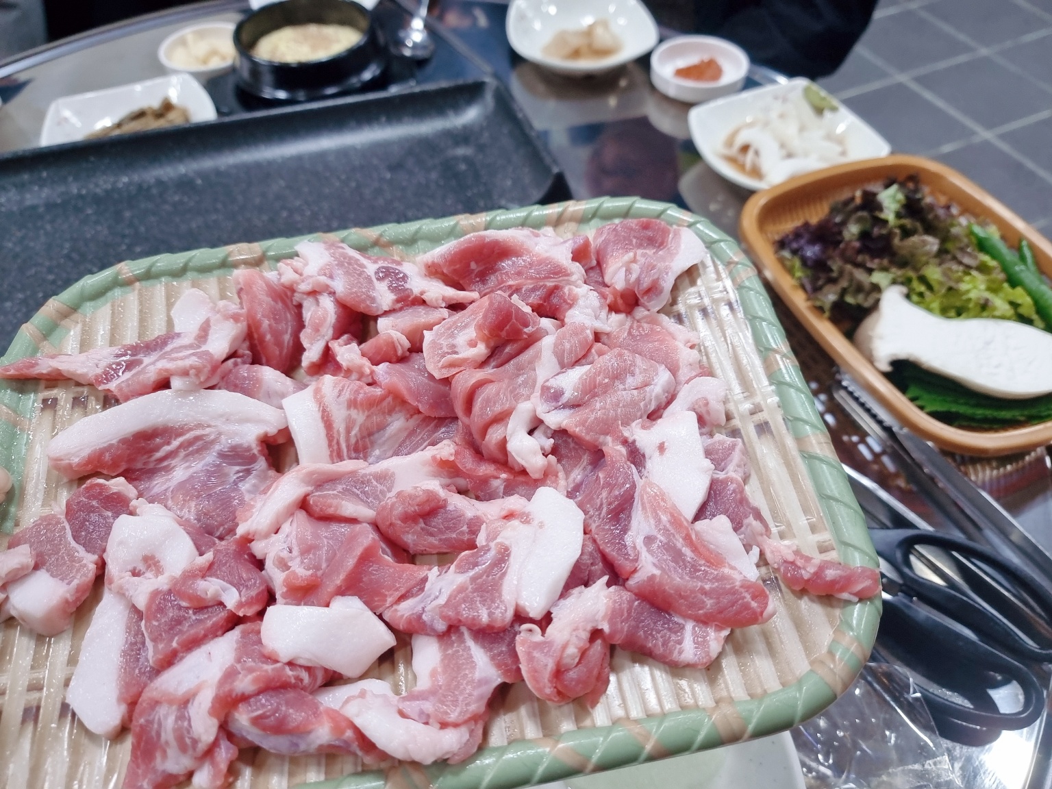 쓰리고뒷고기