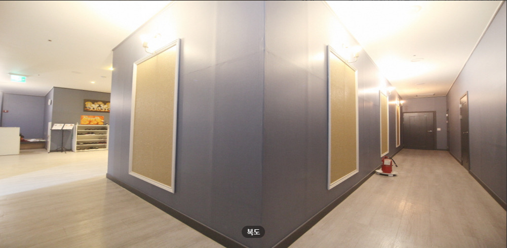 휴 photo 6