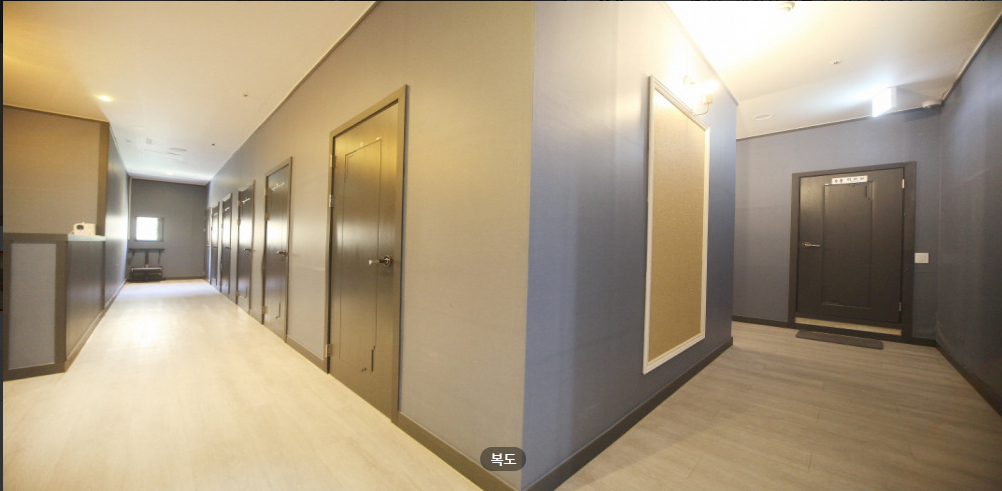 휴 photo 4
