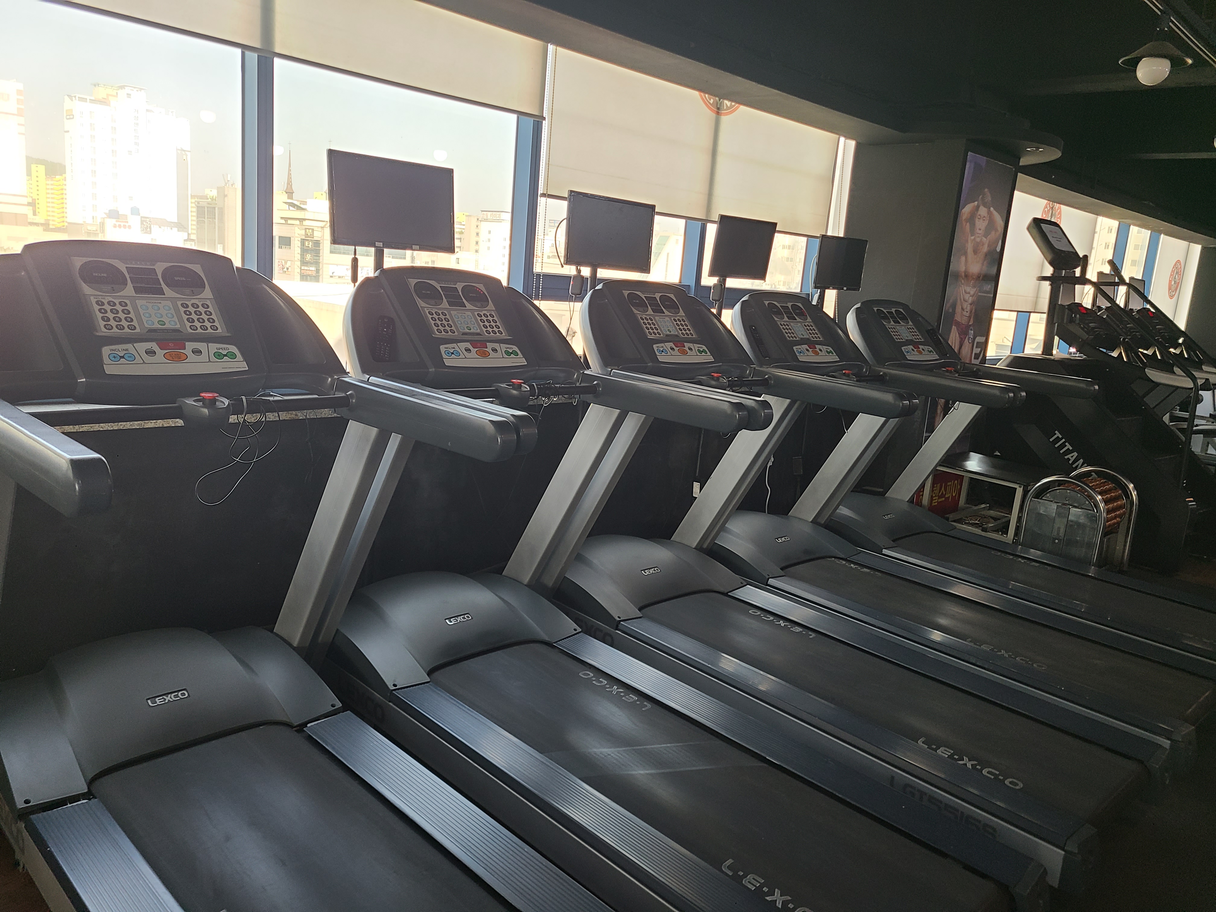 헤라헬스피아 대표 이미지