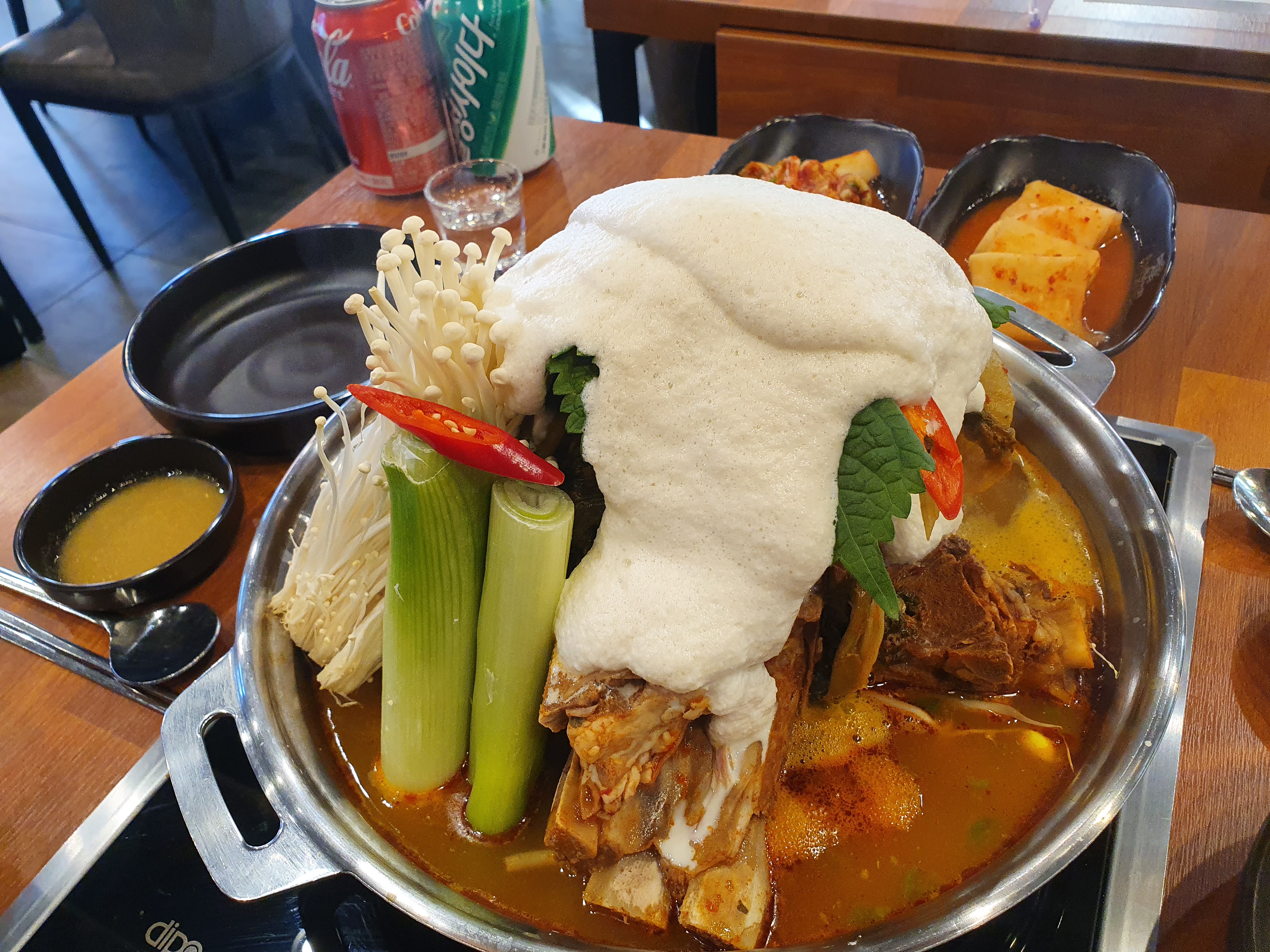 콩비지감자탕 중
